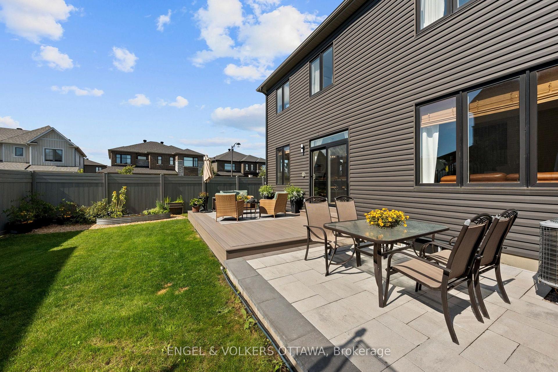 Photo 44 of 720 Coast Circle, Ottawa, Mahogany Community — HOMEH