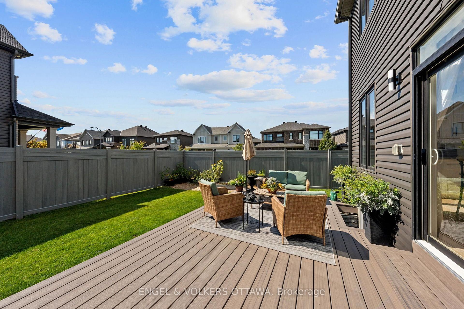 Photo 45 of 720 Coast Circle, Ottawa, Mahogany Community — HOMEH