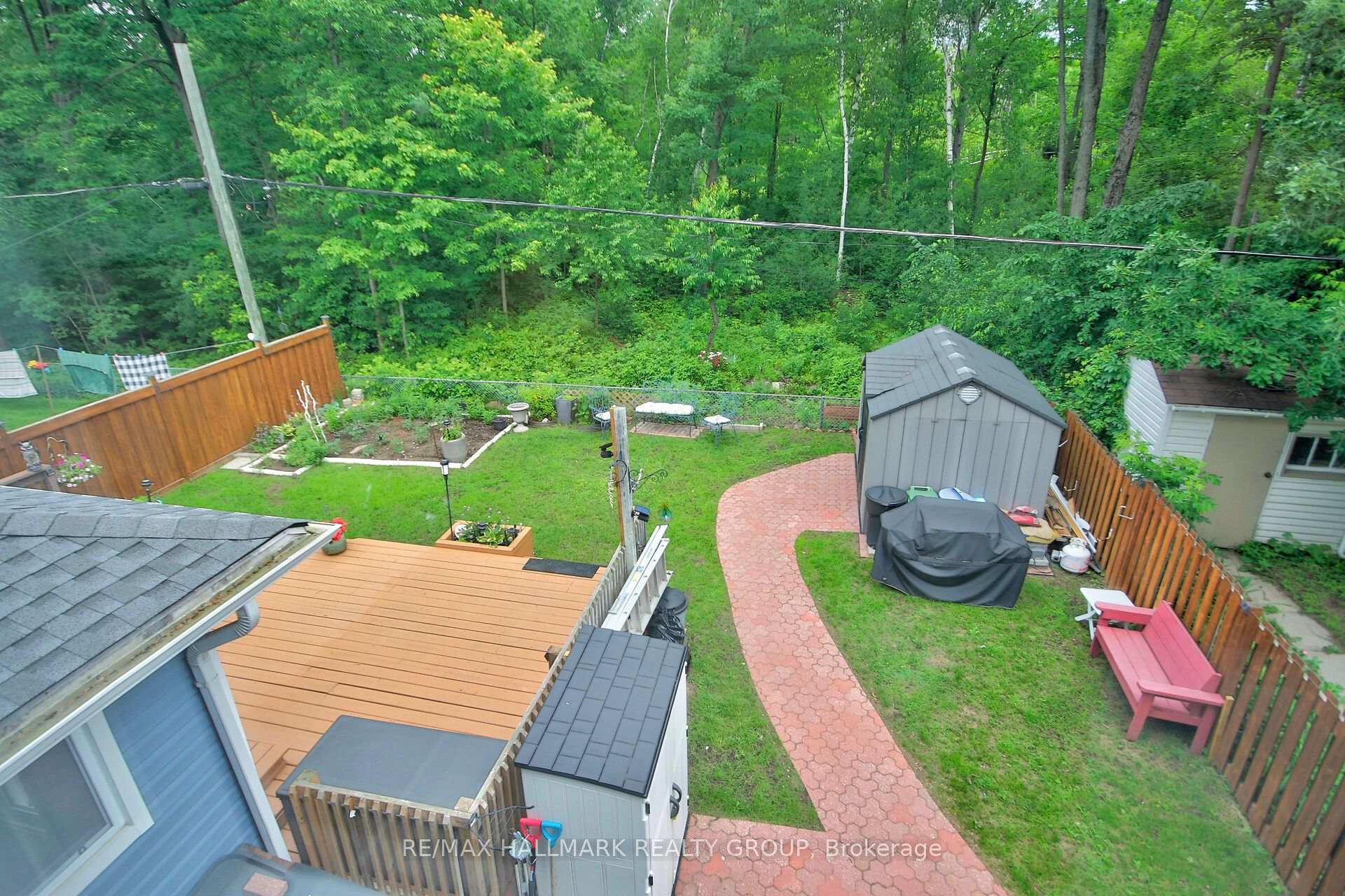 Photo 4 of 1965 Rosebella Avenue, Ottawa, Blossom Park/Leitrim — HOMEH