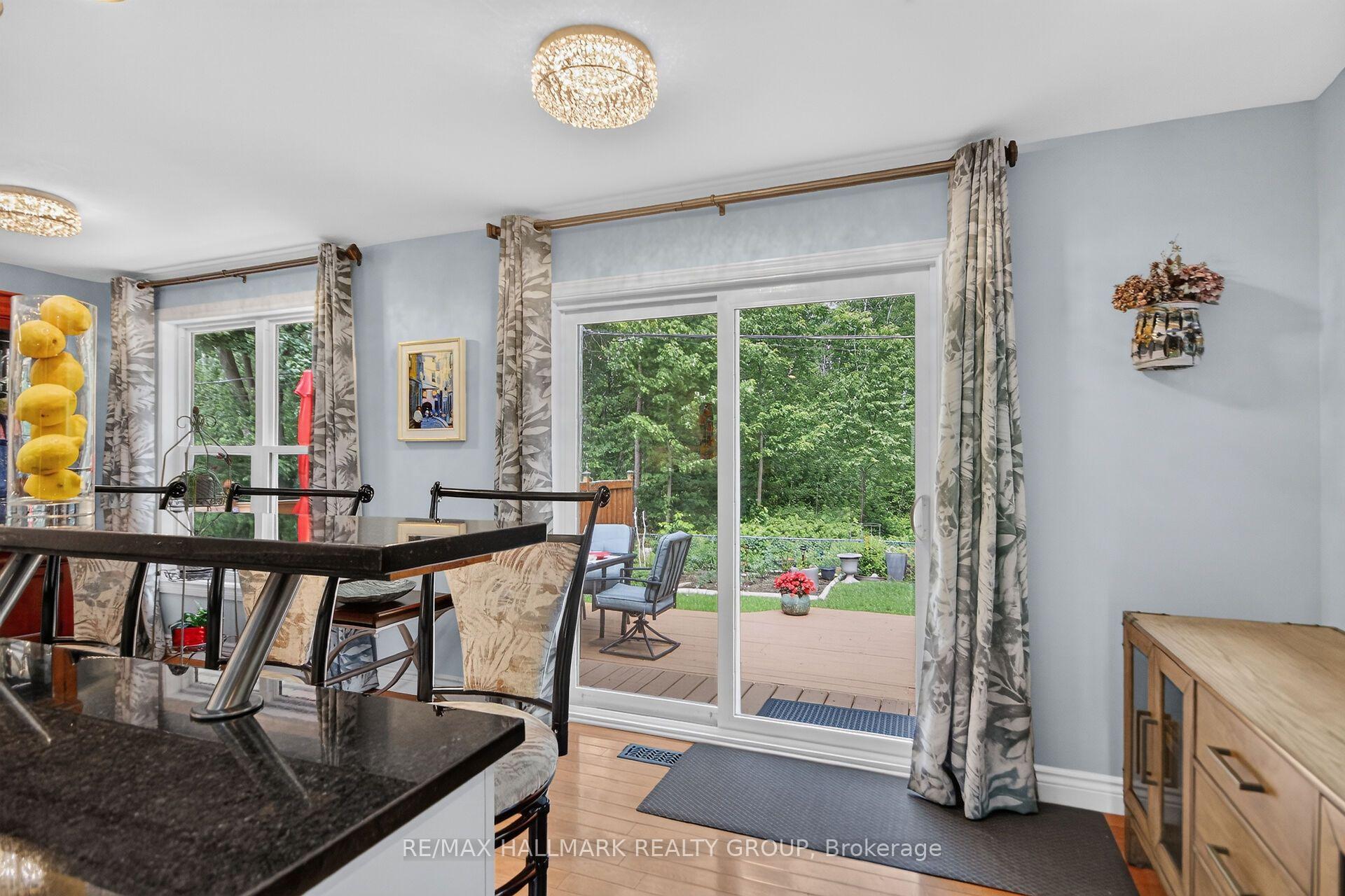 Photo 13 of 1965 Rosebella Avenue, Ottawa, Blossom Park/Leitrim — HOMEH