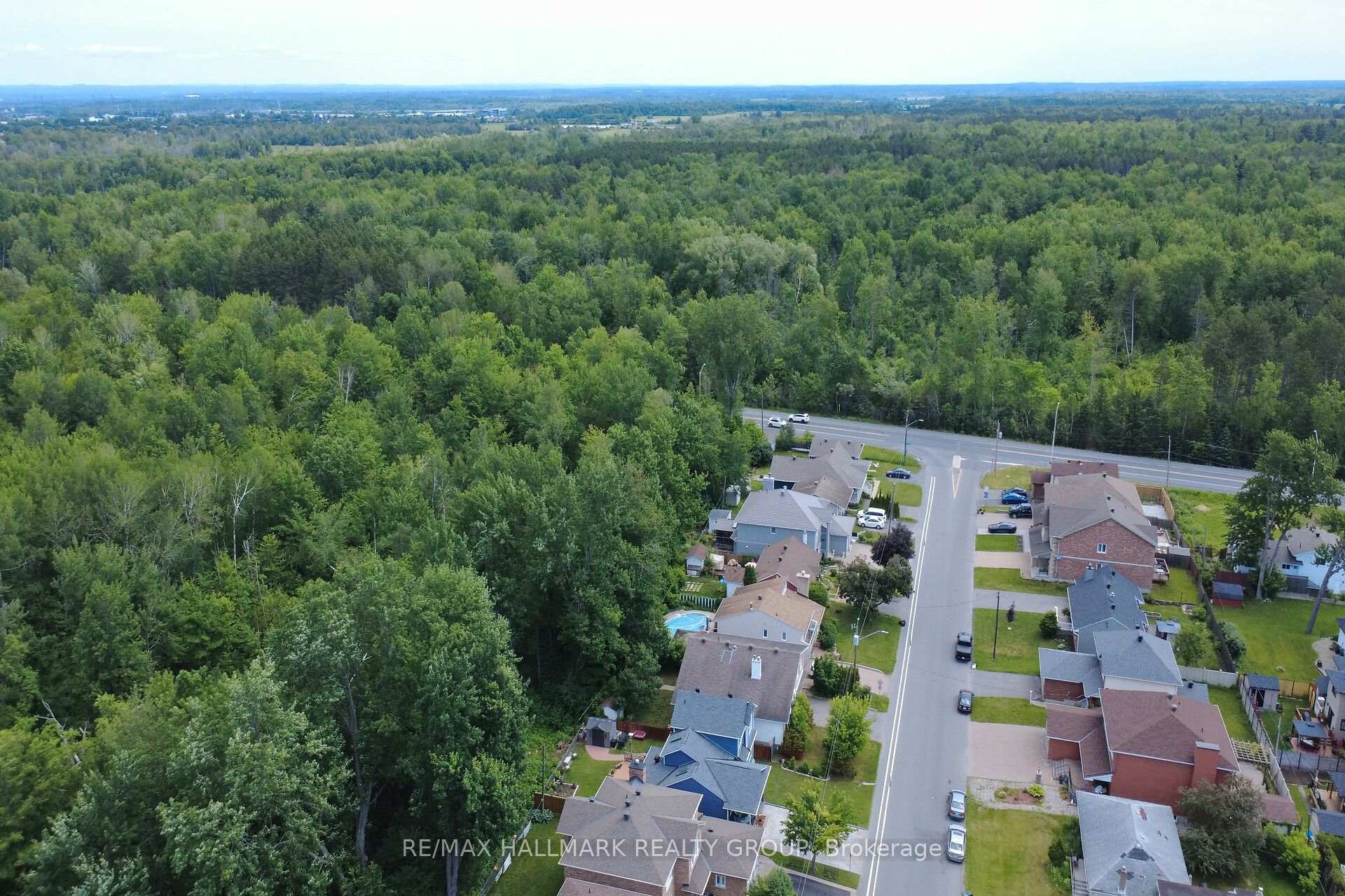 Photo 49 of 1965 Rosebella Avenue, Ottawa, Blossom Park/Leitrim — HOMEH