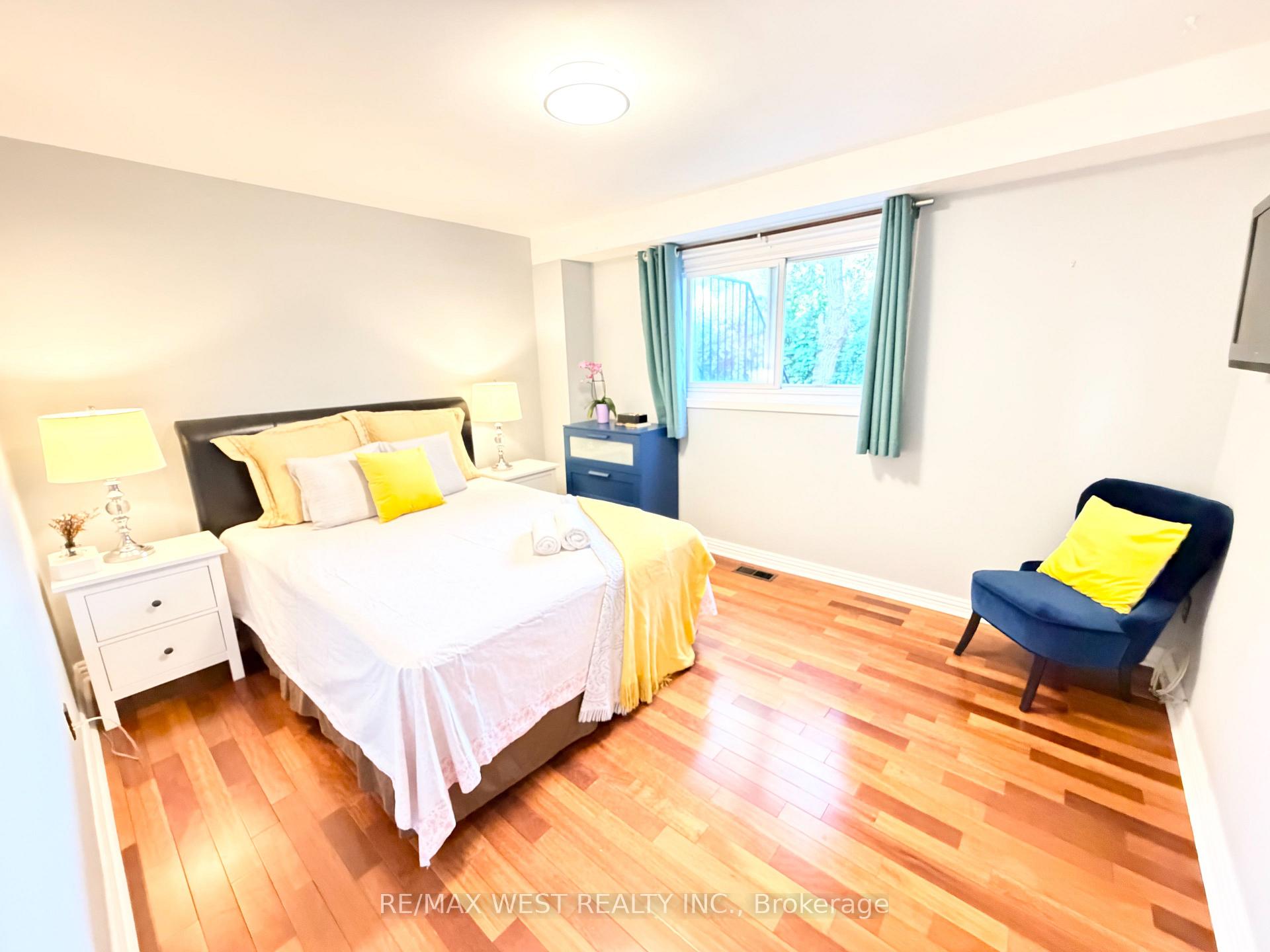Photo 1 of 63 Summerside Crescent, North York, Hillcrest Village — HOMEH