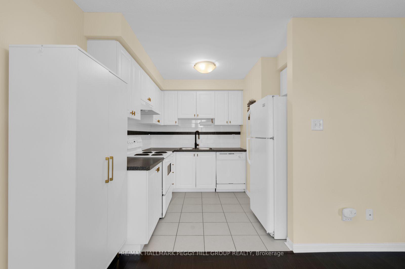 Photo 3 of Unit 58, 245 Ferndale Drive S, Barrie, Ardagh — HOMEH