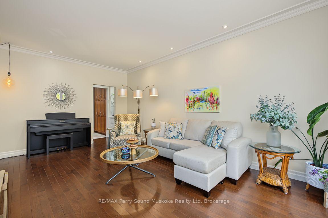 Photo 9 of 8 Ansley Street, Parry Sound — HOMEH