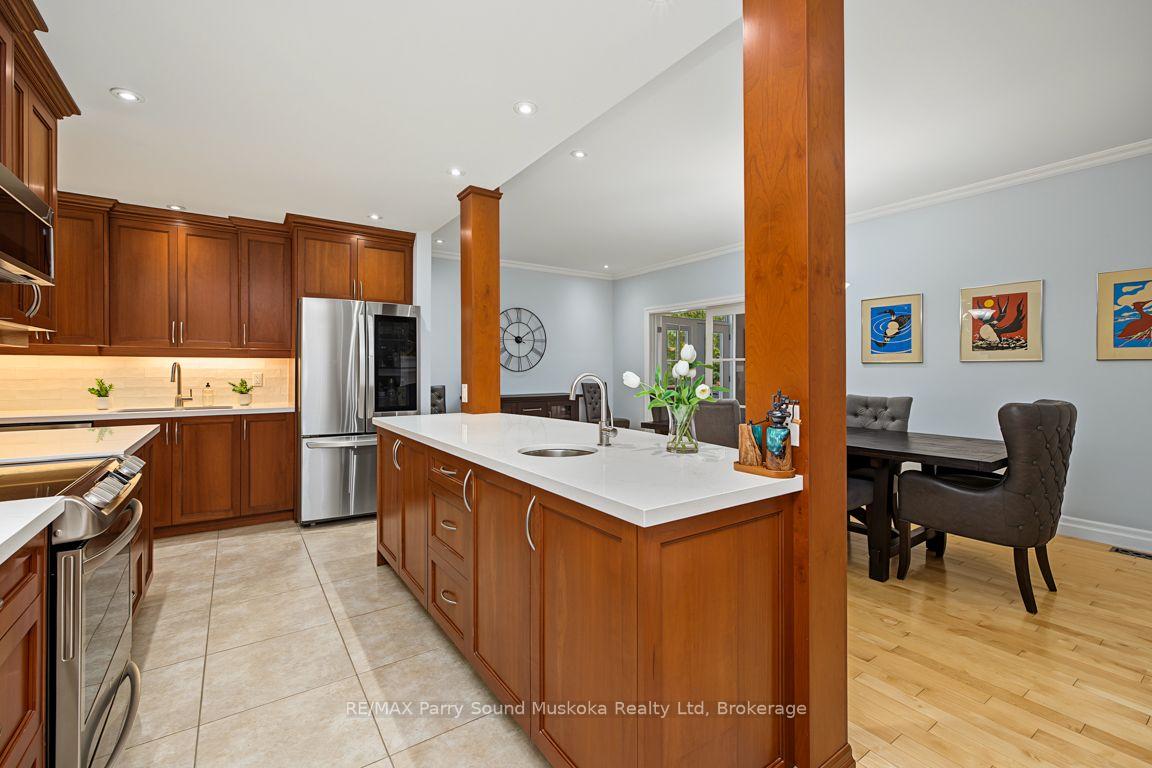 Photo 17 of 8 Ansley Street, Parry Sound — HOMEH