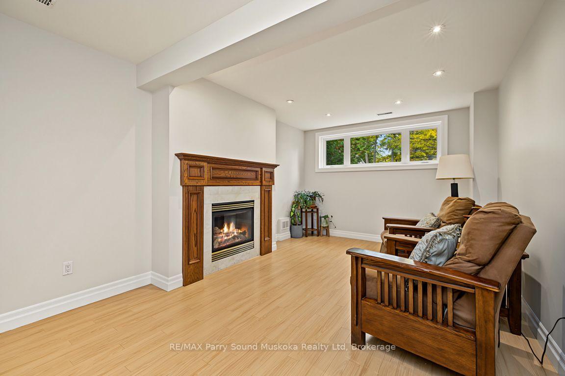 Photo 32 of 8 Ansley Street, Parry Sound — HOMEH