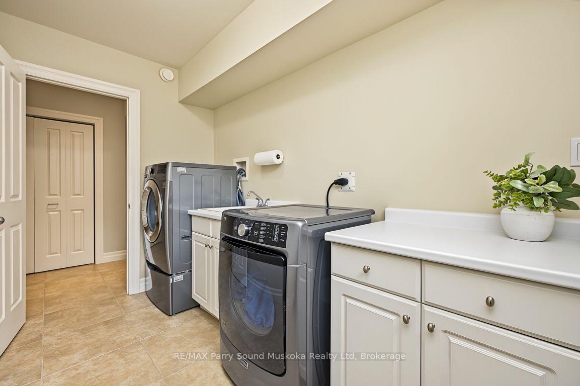 Photo 37 of 8 Ansley Street, Parry Sound — HOMEH