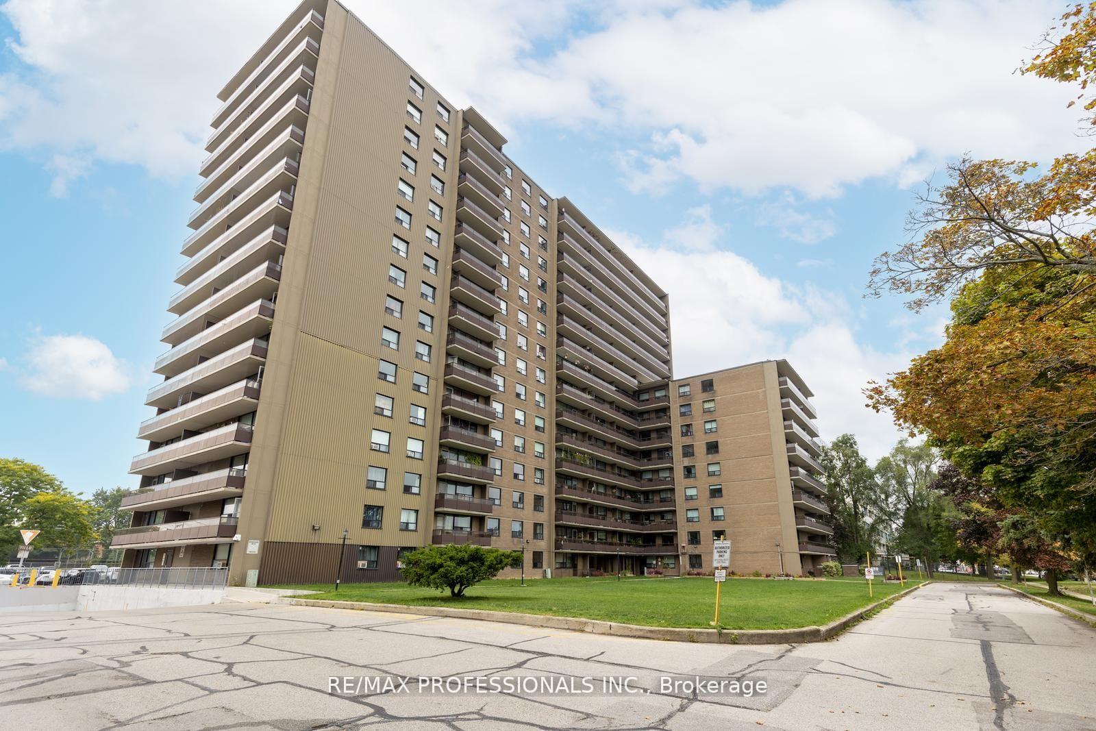 Photo of Unit 1704, 180 Markham Road
