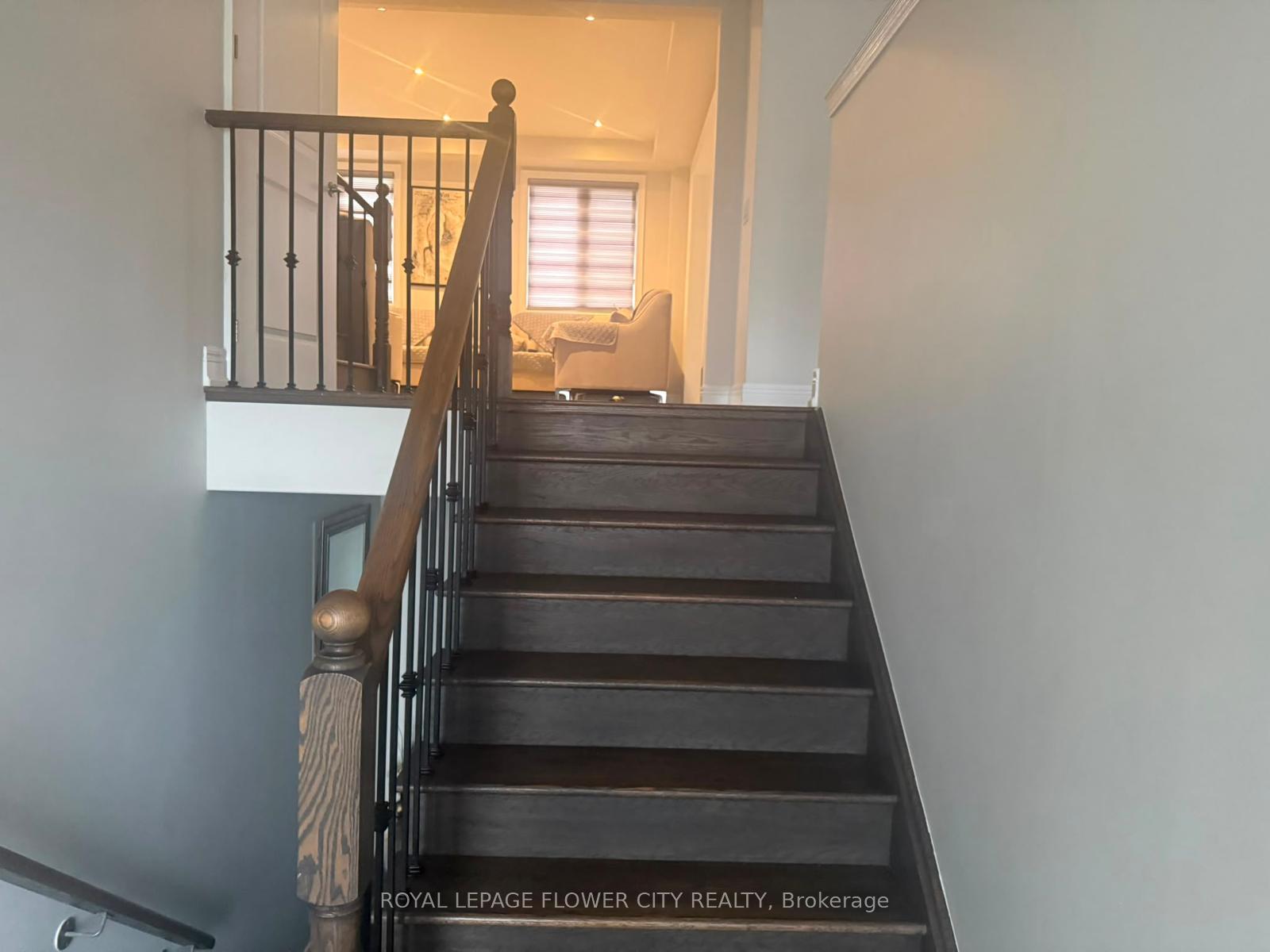 Photo 2 of 40 Seymour Road, Brampton, Sandringham-Wellington — HOMEH