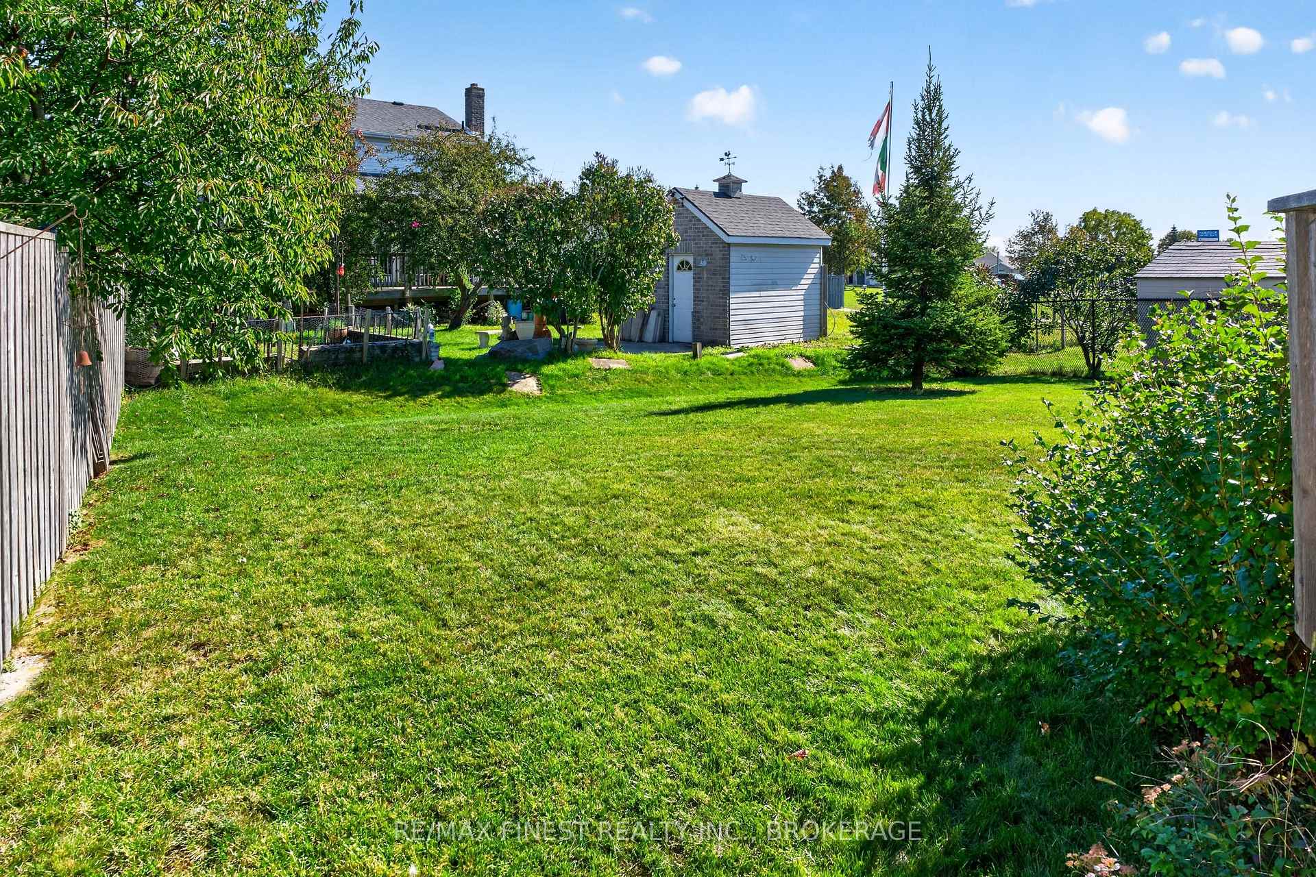 Photo 40 of 145 Macdougall Drive, Loyalist, Amherstview — HOMEH