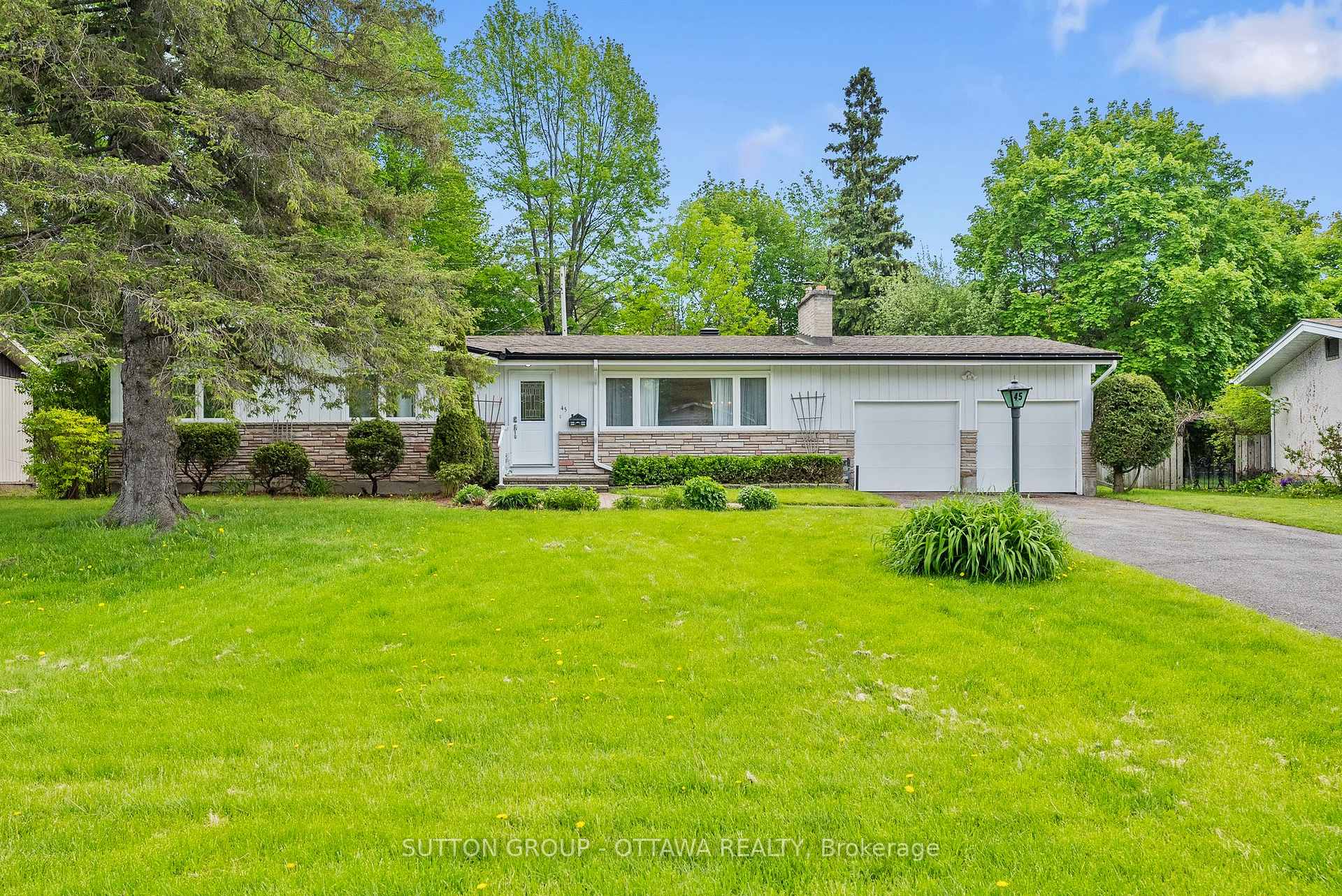 Photo of 45 Larkspur Drive