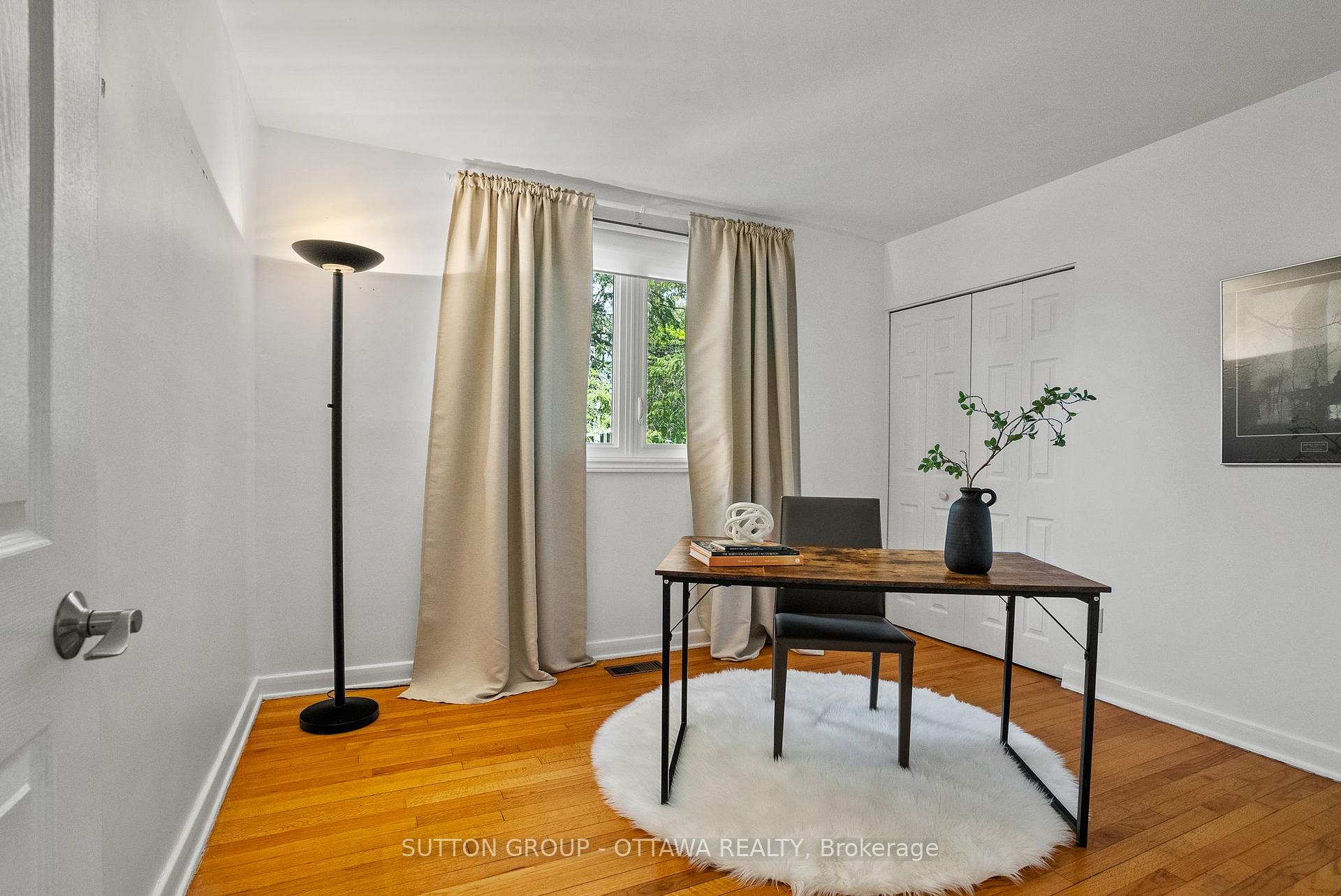 Photo 27 of 45 Larkspur Drive, Ottawa, Lynwood Village — HOMEH