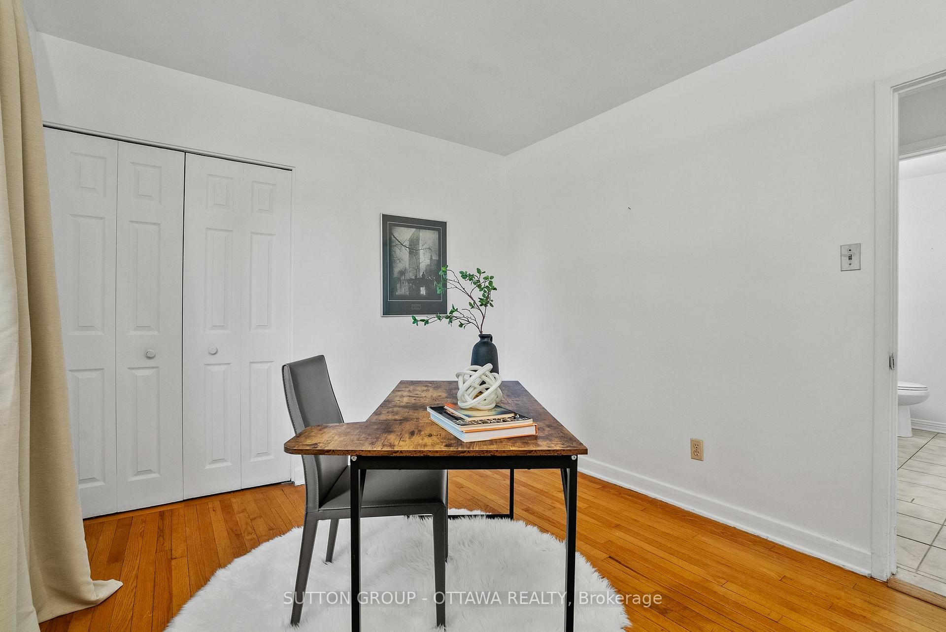 Photo 28 of 45 Larkspur Drive, Ottawa, Lynwood Village — HOMEH