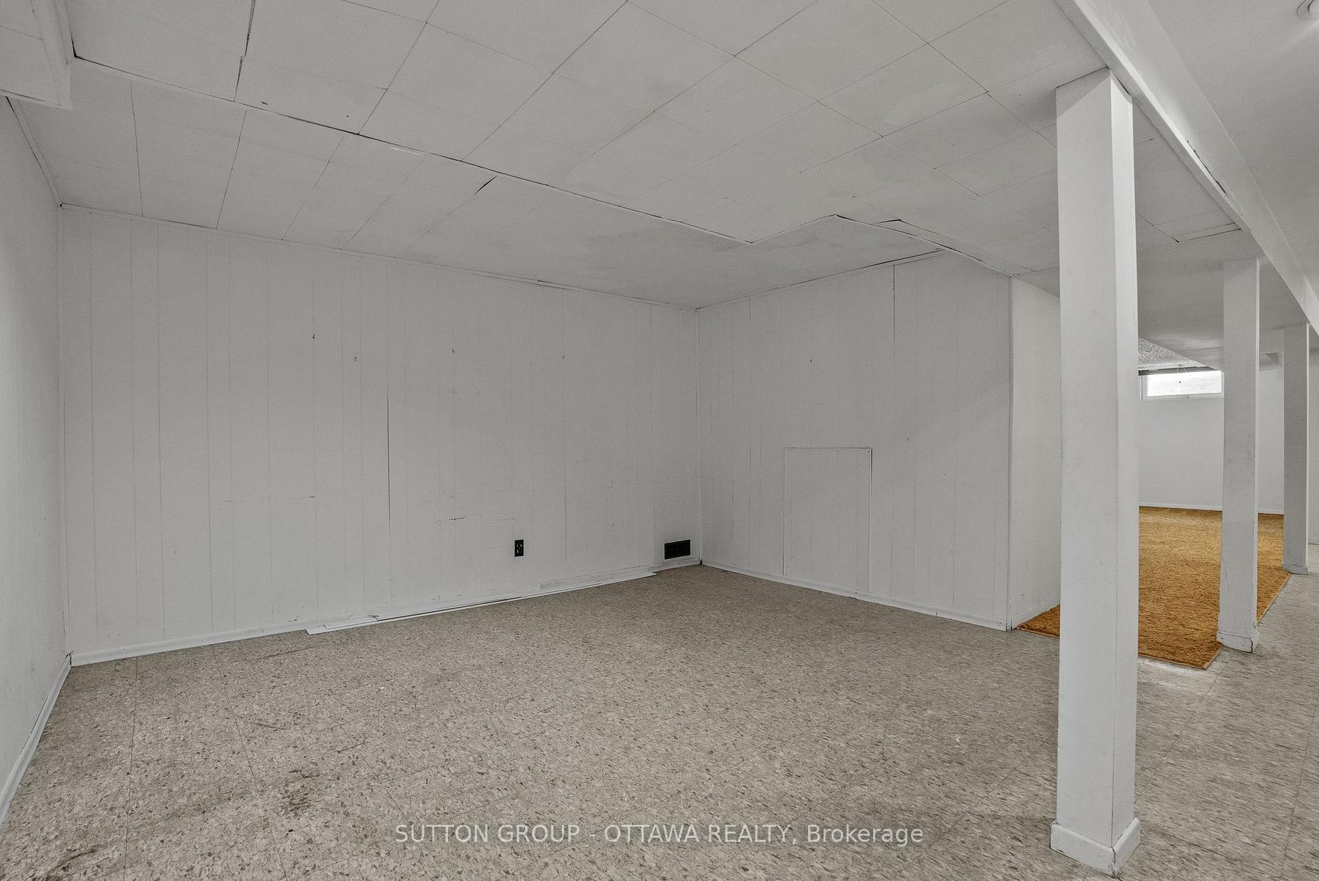 Photo 32 of 45 Larkspur Drive, Ottawa, Lynwood Village — HOMEH