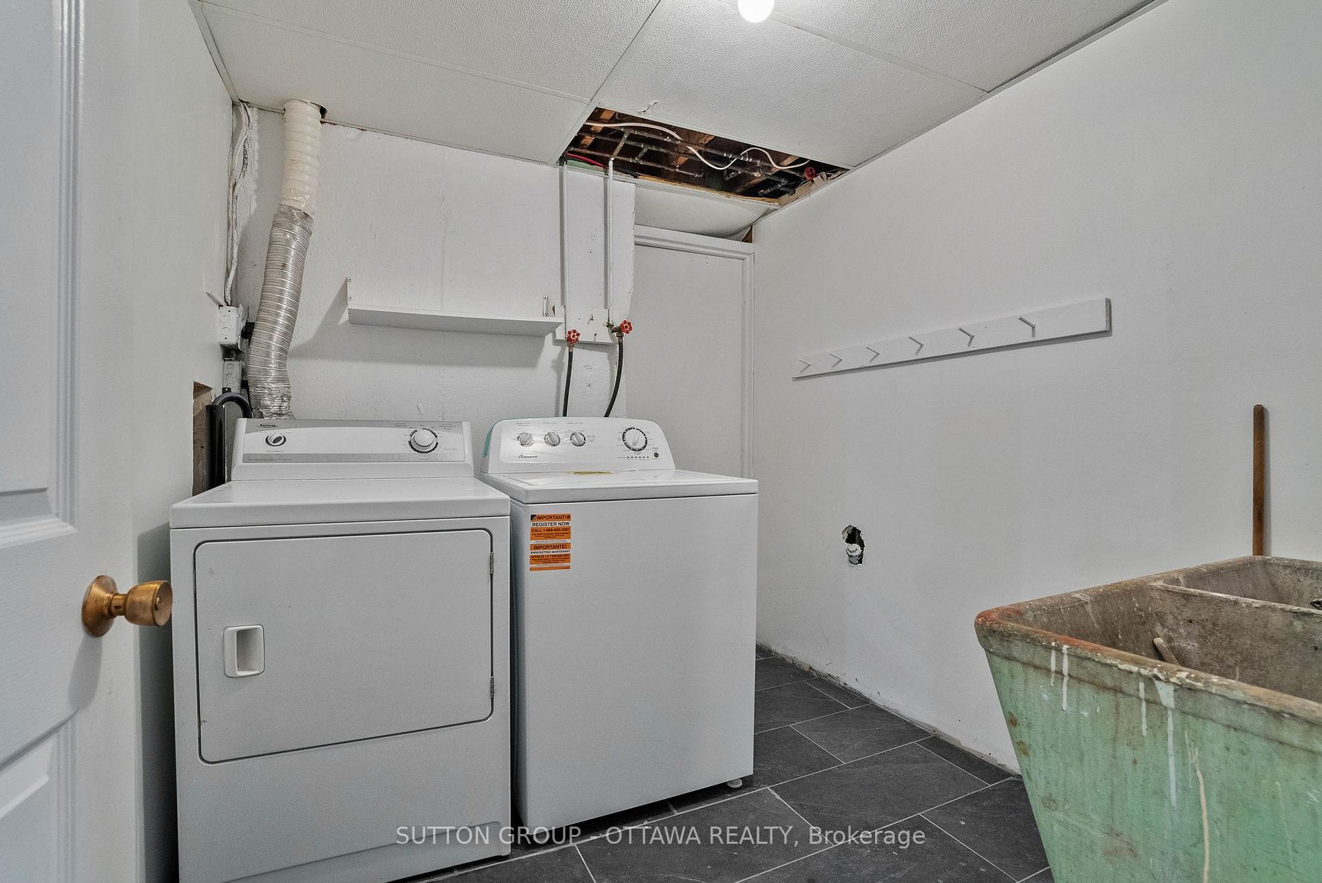 Photo 36 of 45 Larkspur Drive, Ottawa, Lynwood Village — HOMEH