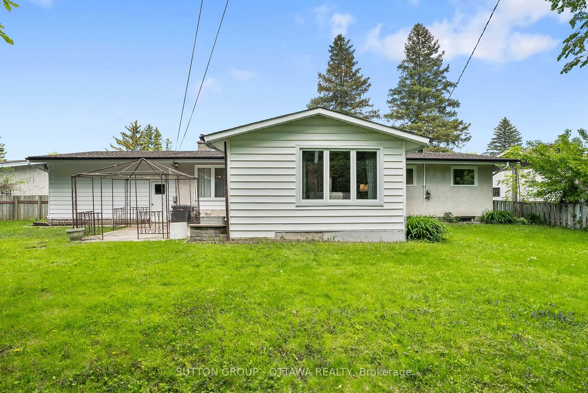 Photo 42 of 45 Larkspur Drive, Ottawa, Lynwood Village — HOMEH