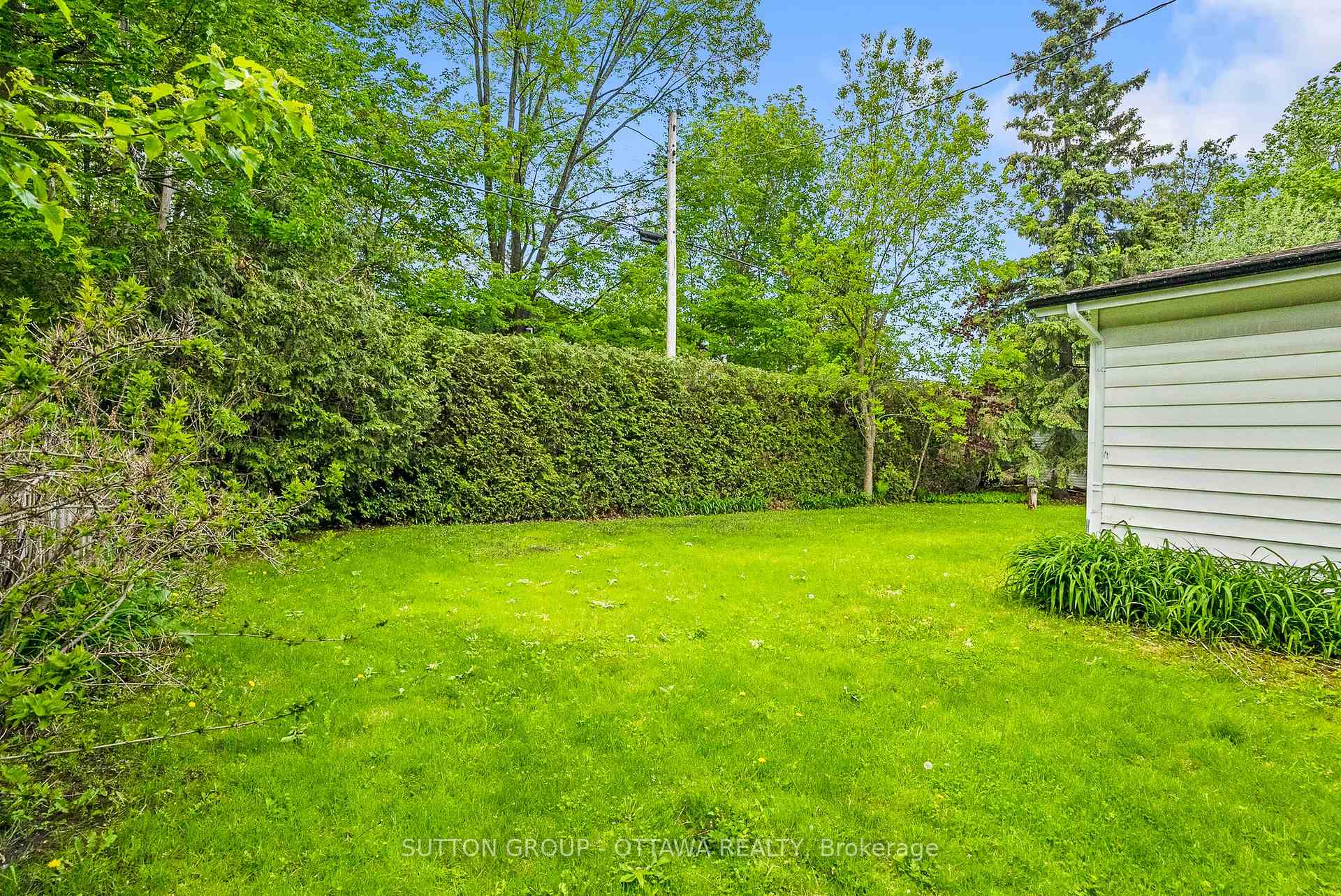 Photo 44 of 45 Larkspur Drive, Ottawa, Lynwood Village — HOMEH