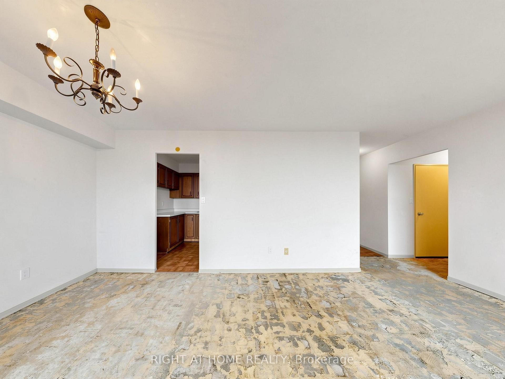 Photo 16 of Unit 915, 5 Vicora Linkway Way, Toronto, Flemingdon Park — HOMEH
