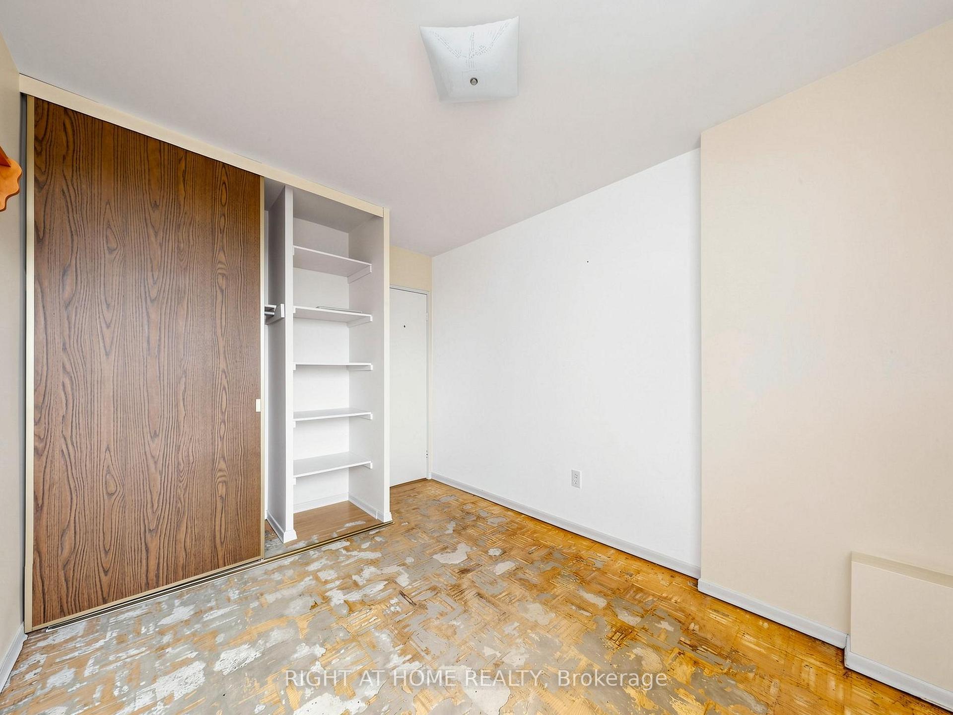 Photo 24 of Unit 915, 5 Vicora Linkway Way, Toronto, Flemingdon Park — HOMEH