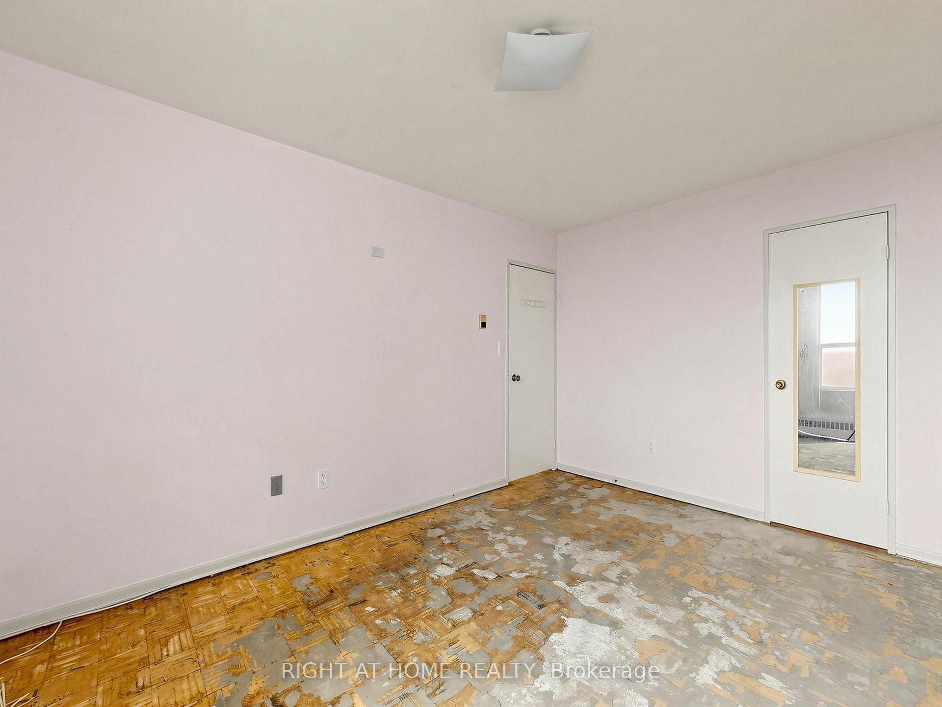 Photo 27 of Unit 915, 5 Vicora Linkway Way, Toronto, Flemingdon Park — HOMEH