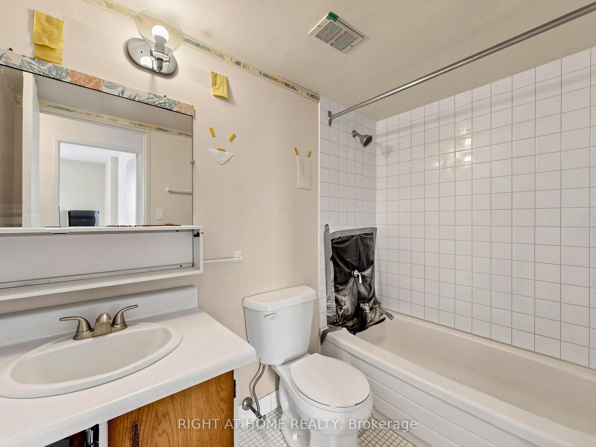 Photo 30 of Unit 915, 5 Vicora Linkway Way, Toronto, Flemingdon Park — HOMEH
