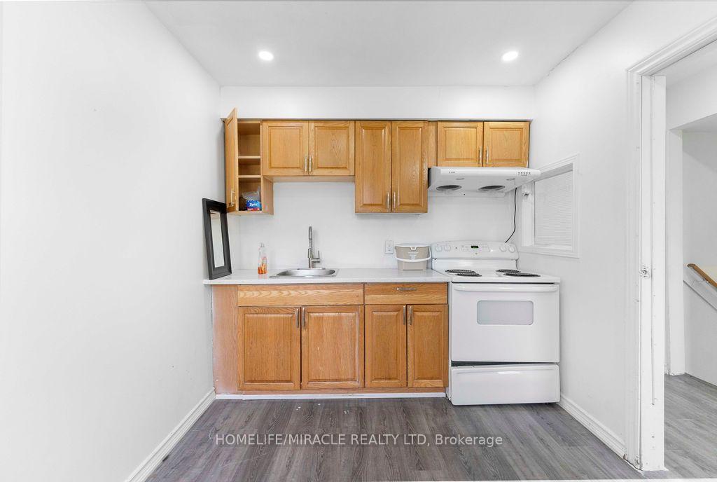 Photo 6 of Unit Basement, 2037 Simcoe Street N, Oshawa, Samac — HOMEH