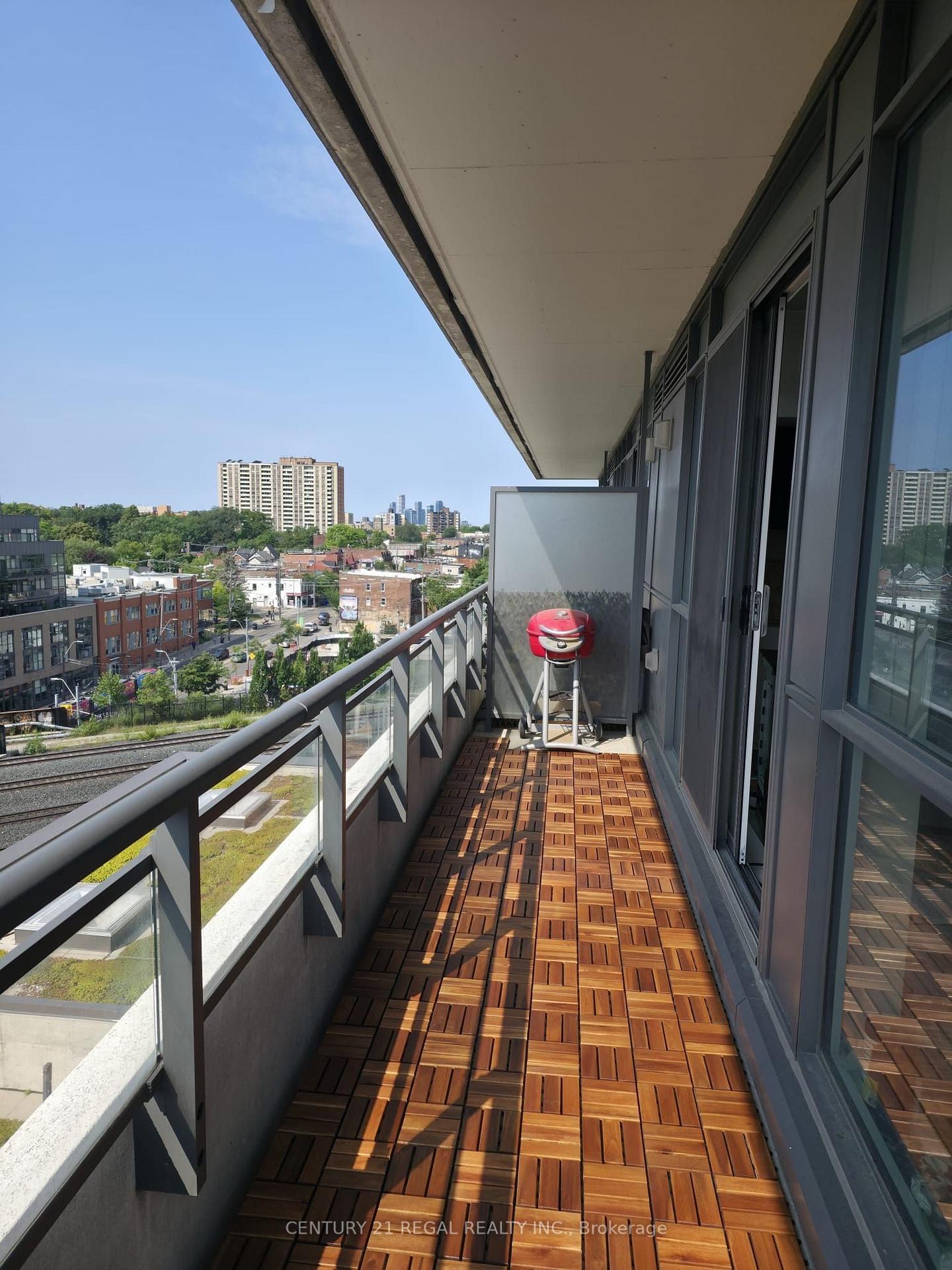 Photo 10 of Unit 705, 20 Minowan Miikan Lane, Toronto, Little Portugal — HOMEH
