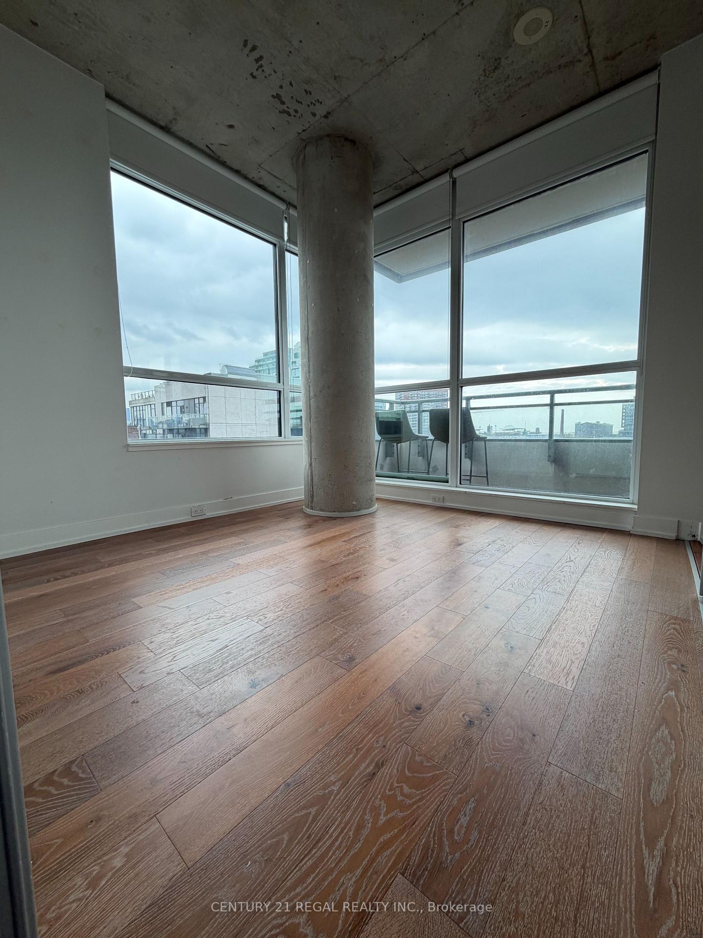 Photo 12 of Unit 705, 20 Minowan Miikan Lane, Toronto, Little Portugal — HOMEH