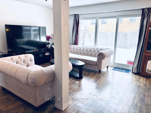 Photo 9 of Unit 7, 925 Bayly Street, Pickering, West Shore — HOMEH