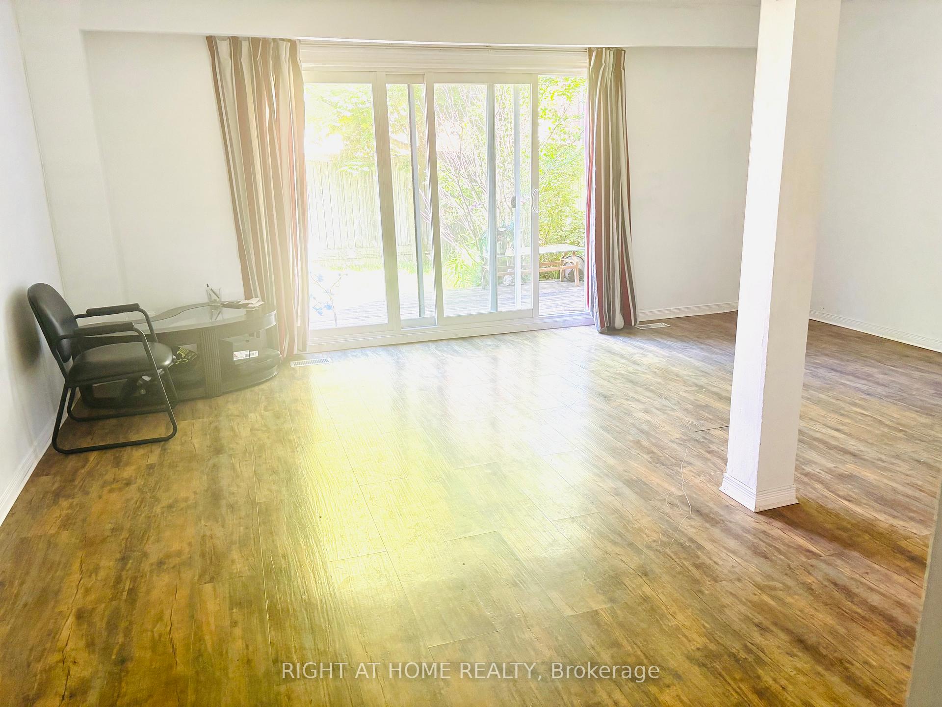 Photo 34 of Unit 7, 925 Bayly Street, Pickering, West Shore — HOMEH