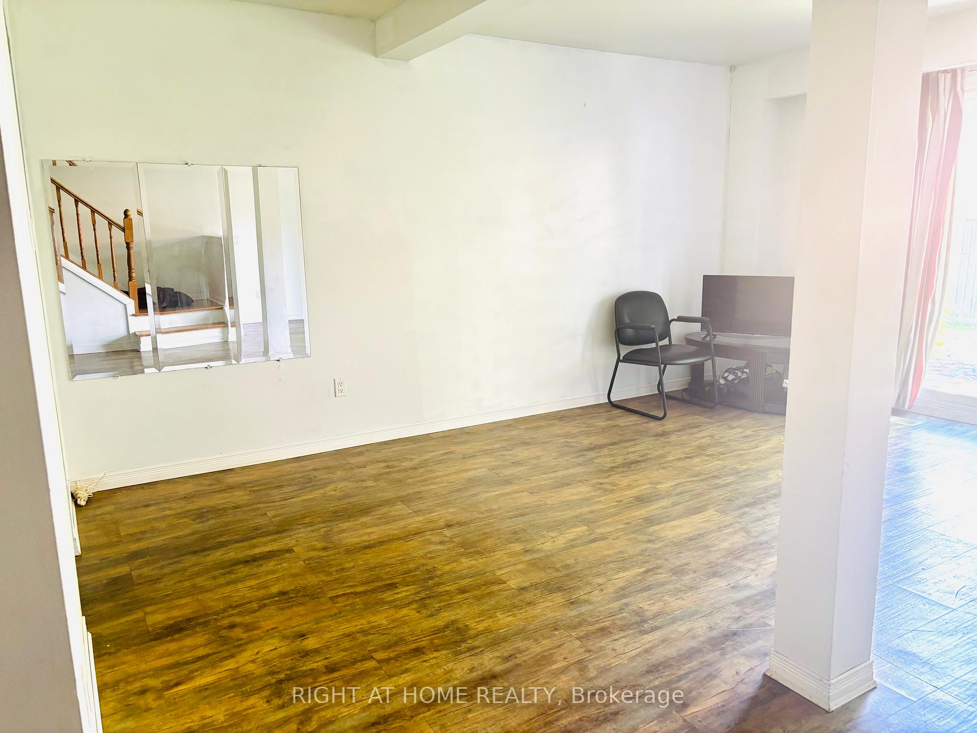 Photo 37 of Unit 7, 925 Bayly Street, Pickering, West Shore — HOMEH