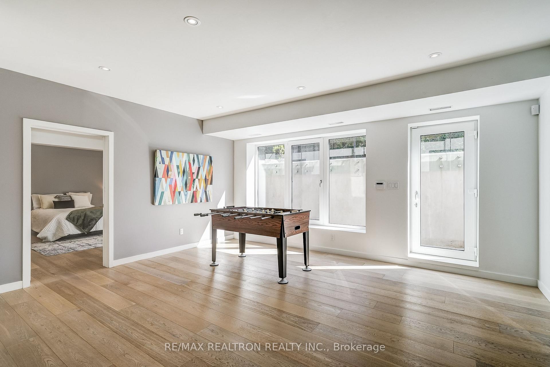 Photo 39 of 87 Otonabee Avenue, North York, Newtonbrook East — HOMEH