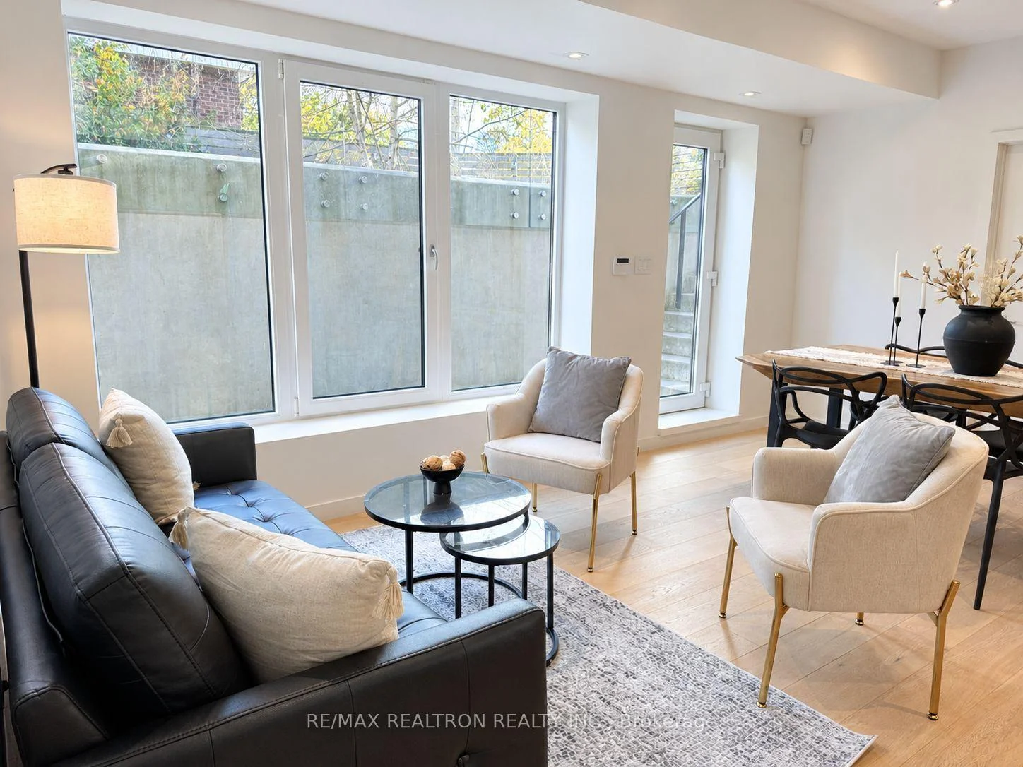 Photo 43 of 87 Otonabee Avenue, North York, Newtonbrook East — HOMEH