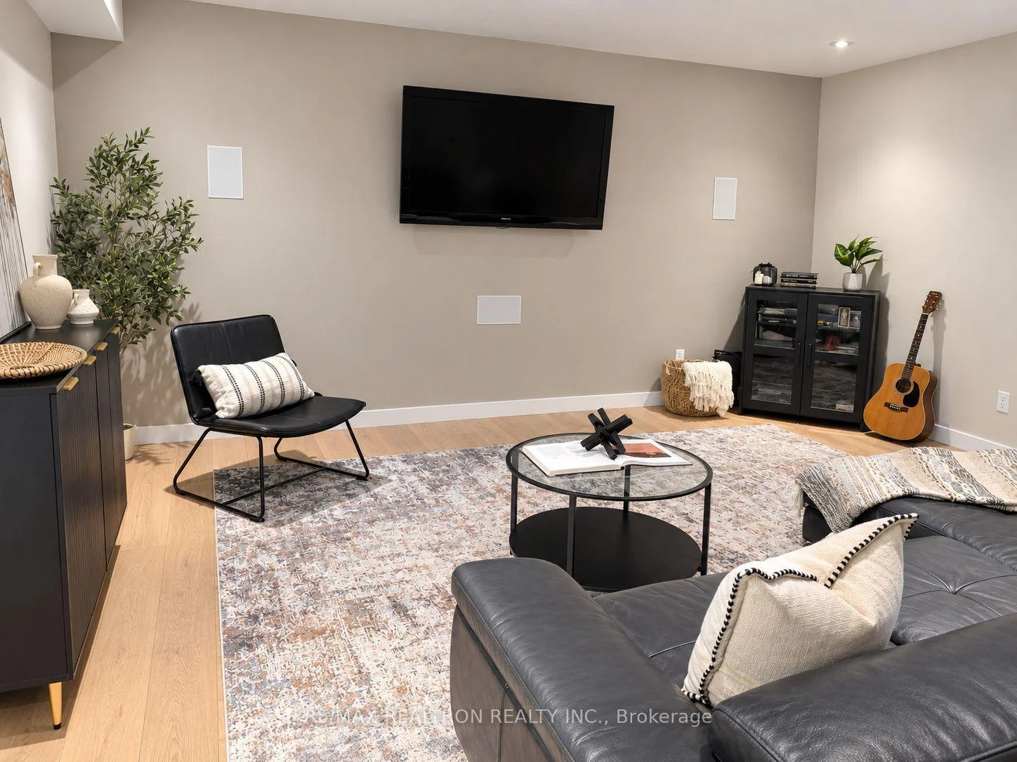Photo 47 of 87 Otonabee Avenue, North York, Newtonbrook East — HOMEH