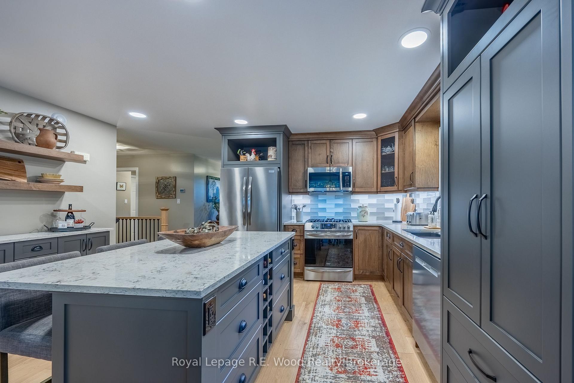 Photo 11 of 3 Otterview Drive, Norwich, Otterville — HOMEH