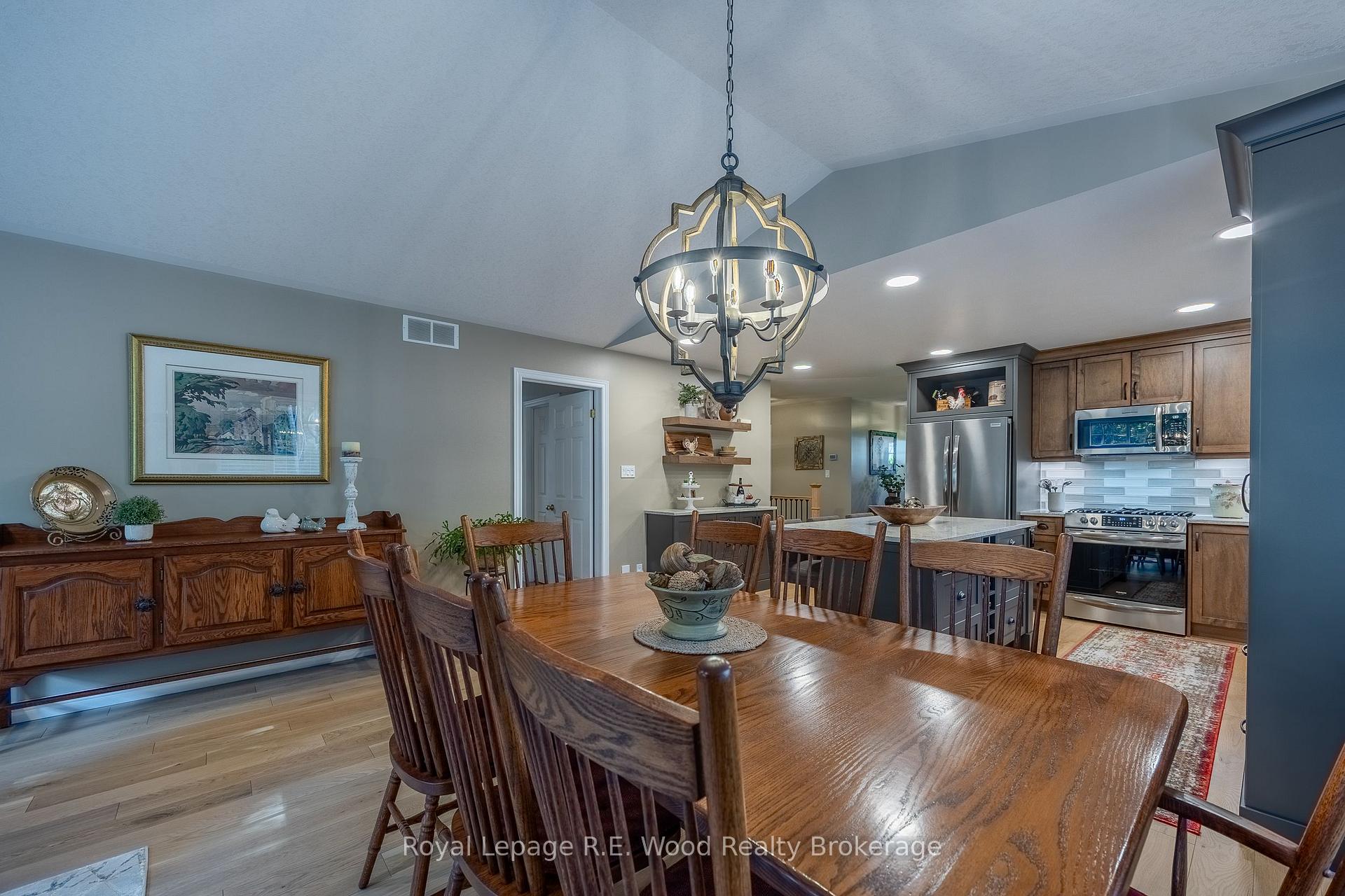 Photo 13 of 3 Otterview Drive, Norwich, Otterville — HOMEH