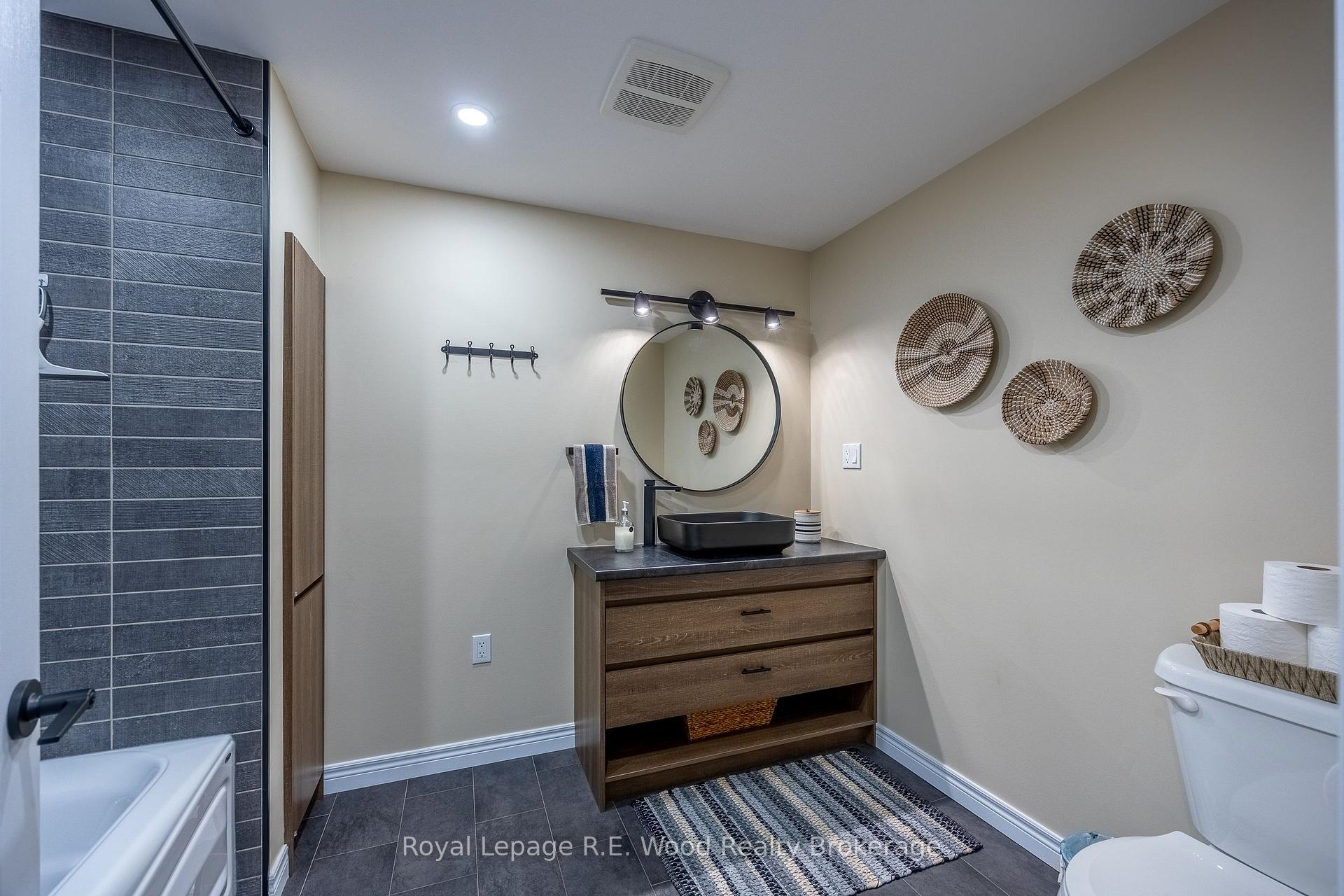 Photo 22 of 3 Otterview Drive, Norwich, Otterville — HOMEH