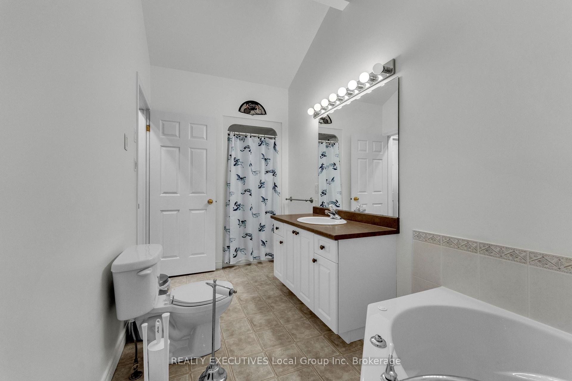 Photo 24 of 87 Fairway Drive, Callander — HOMEH