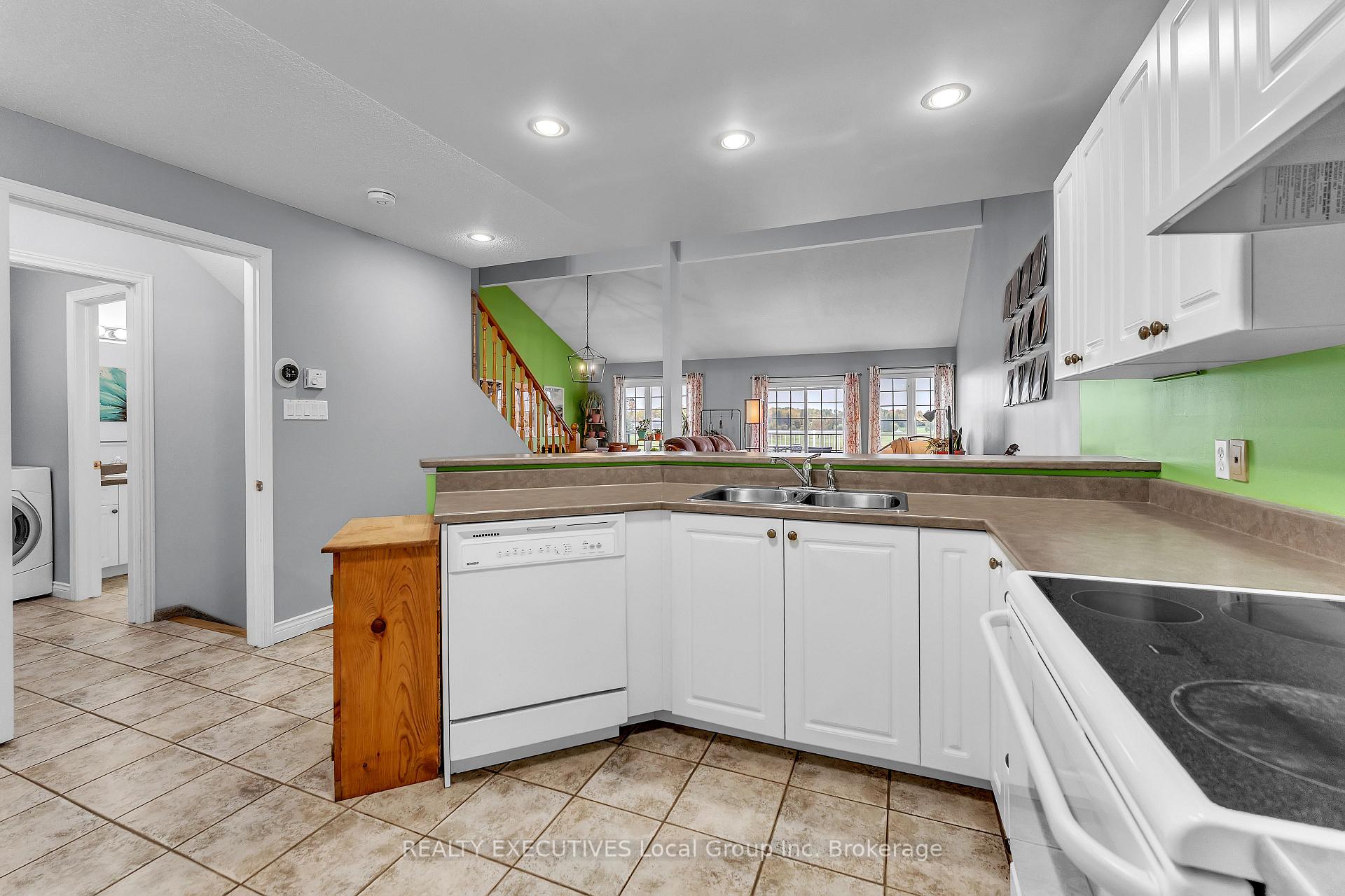 Photo 33 of 87 Fairway Drive, Callander — HOMEH