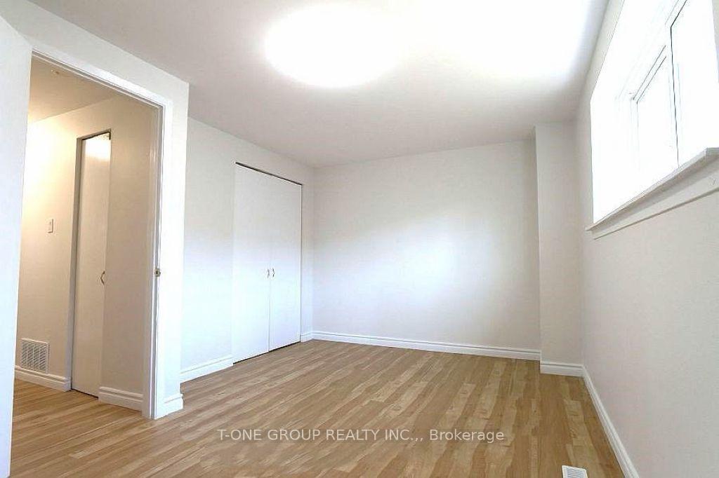 Photo 8 of Unit 9, 8 Liszt Gate, North York, Hillcrest Village — HOMEH