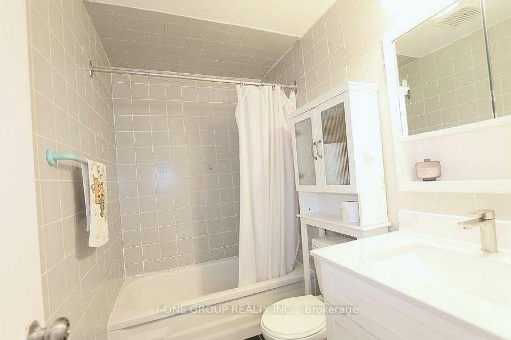 Photo 14 of Unit 9, 8 Liszt Gate, North York, Hillcrest Village — HOMEH