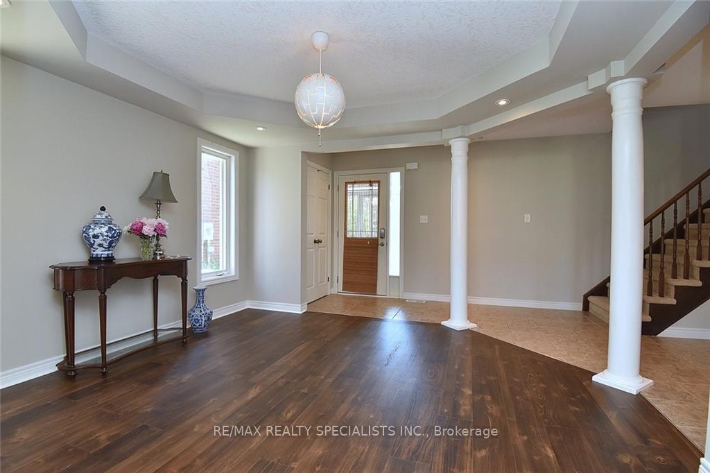 Photo 6 of Unit UPPER ROOM, 310 Brigadoon Drive, Hamilton, Kernighan — HOMEH