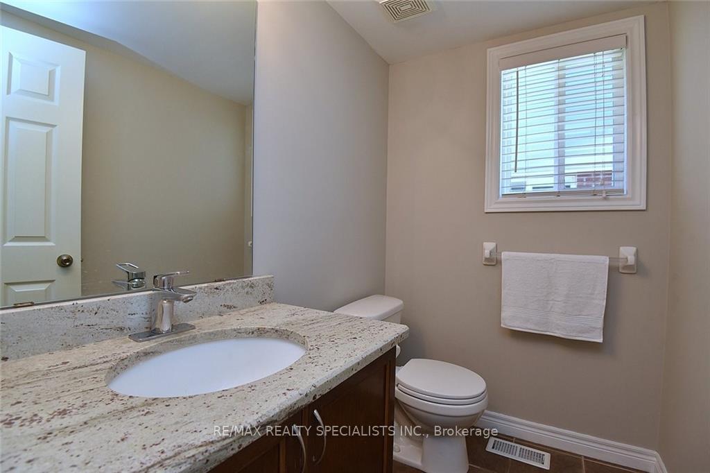 Photo 16 of Unit UPPER ROOM, 310 Brigadoon Drive, Hamilton, Kernighan — HOMEH