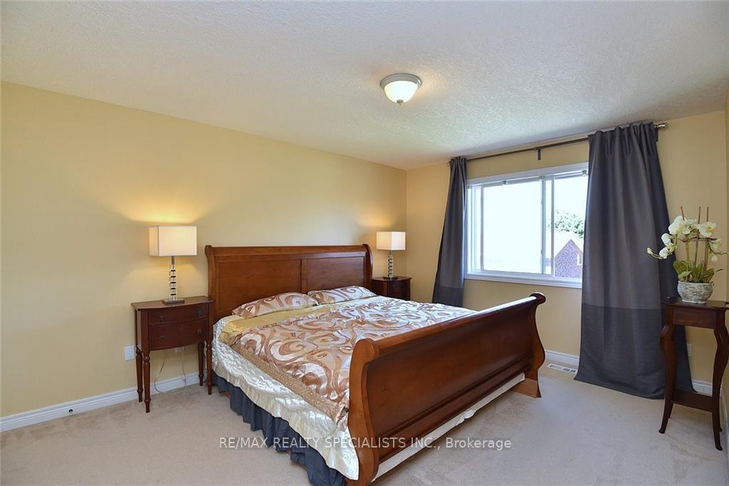 Photo 20 of Unit UPPER ROOM, 310 Brigadoon Drive, Hamilton, Kernighan — HOMEH
