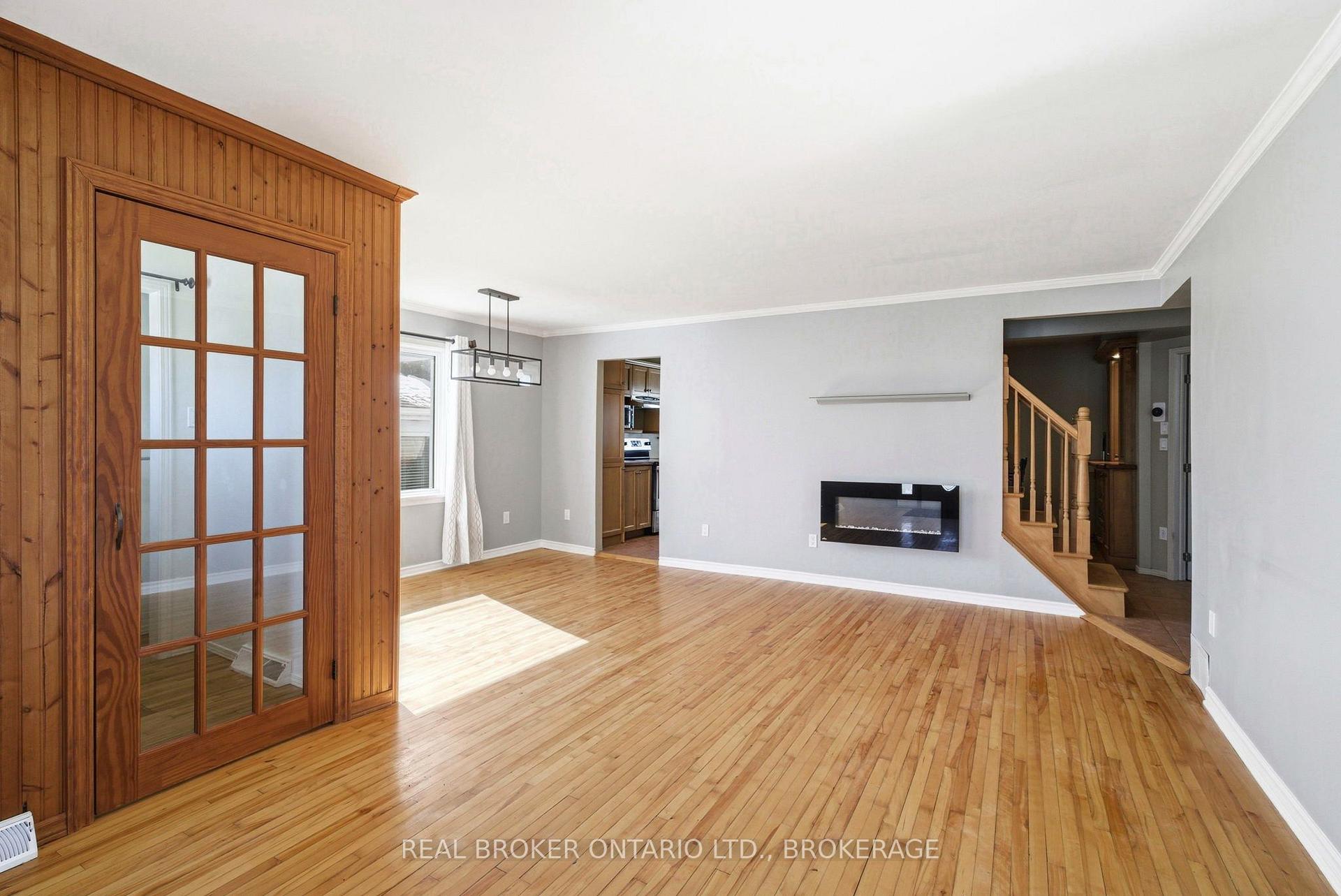 Photo 5 of 25 Dunbar Avenue, Cornwall, Cornwall — HOMEH