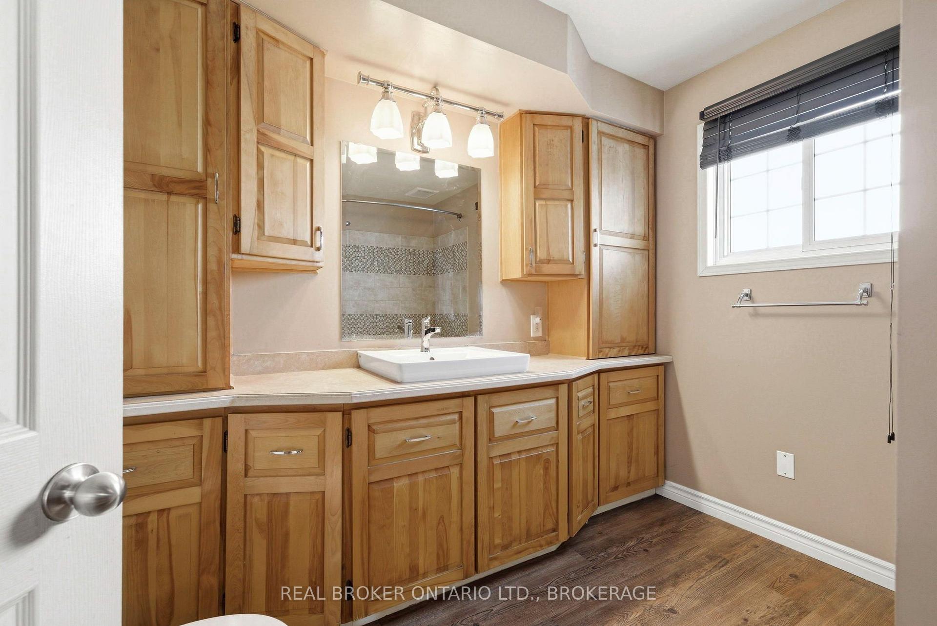 Photo 15 of 25 Dunbar Avenue, Cornwall, Cornwall — HOMEH