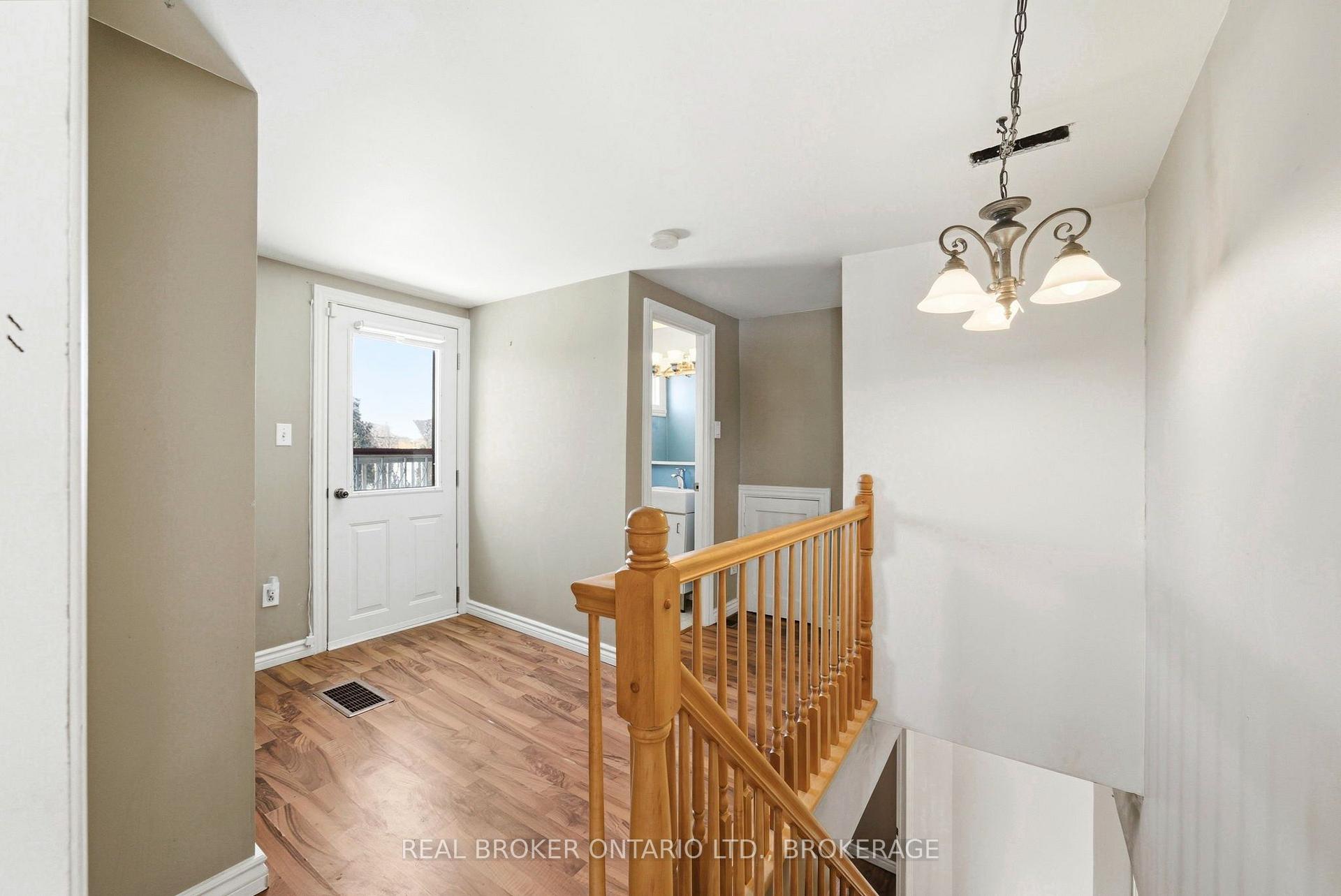 Photo 17 of 25 Dunbar Avenue, Cornwall, Cornwall — HOMEH
