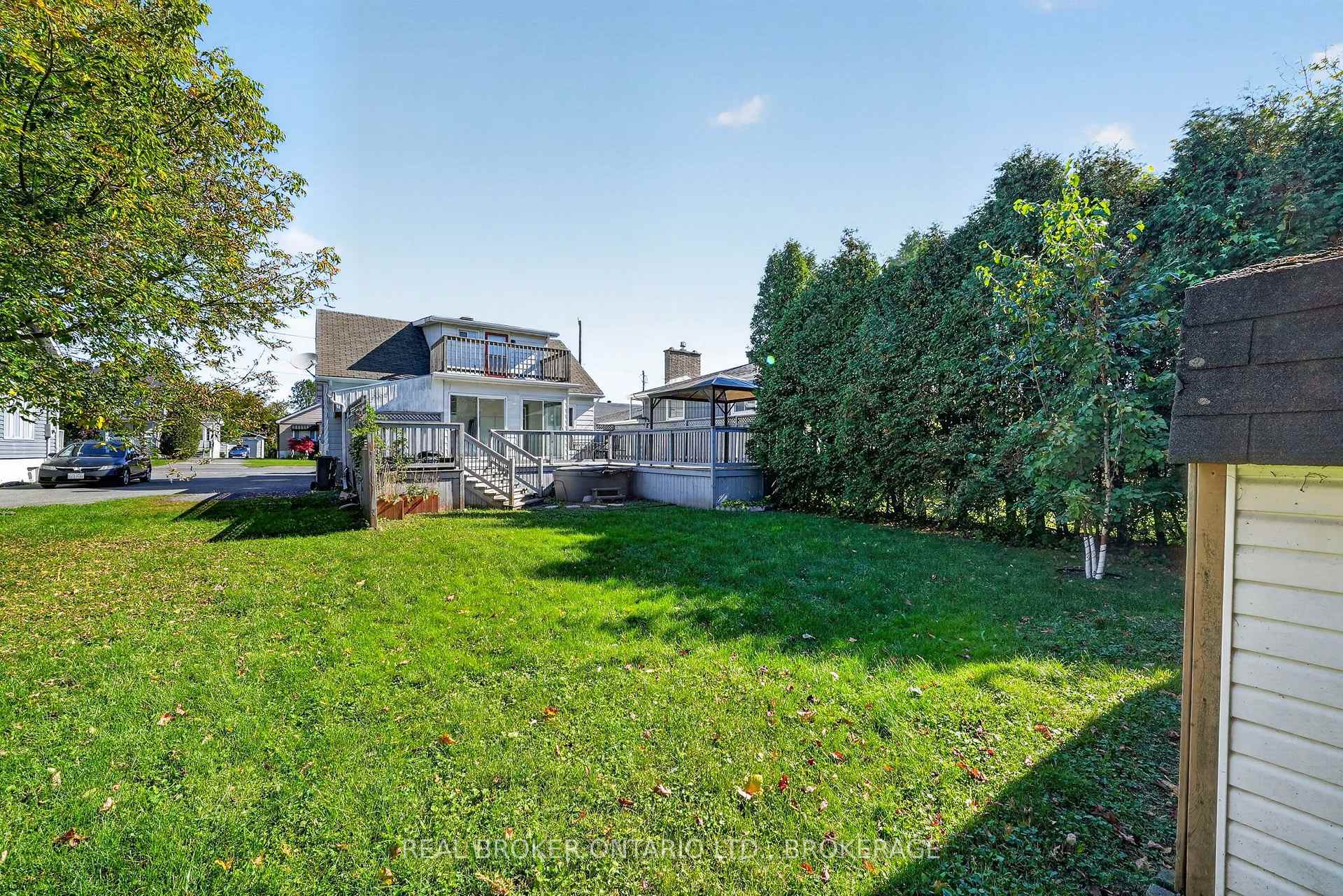 Photo 33 of 25 Dunbar Avenue, Cornwall, Cornwall — HOMEH