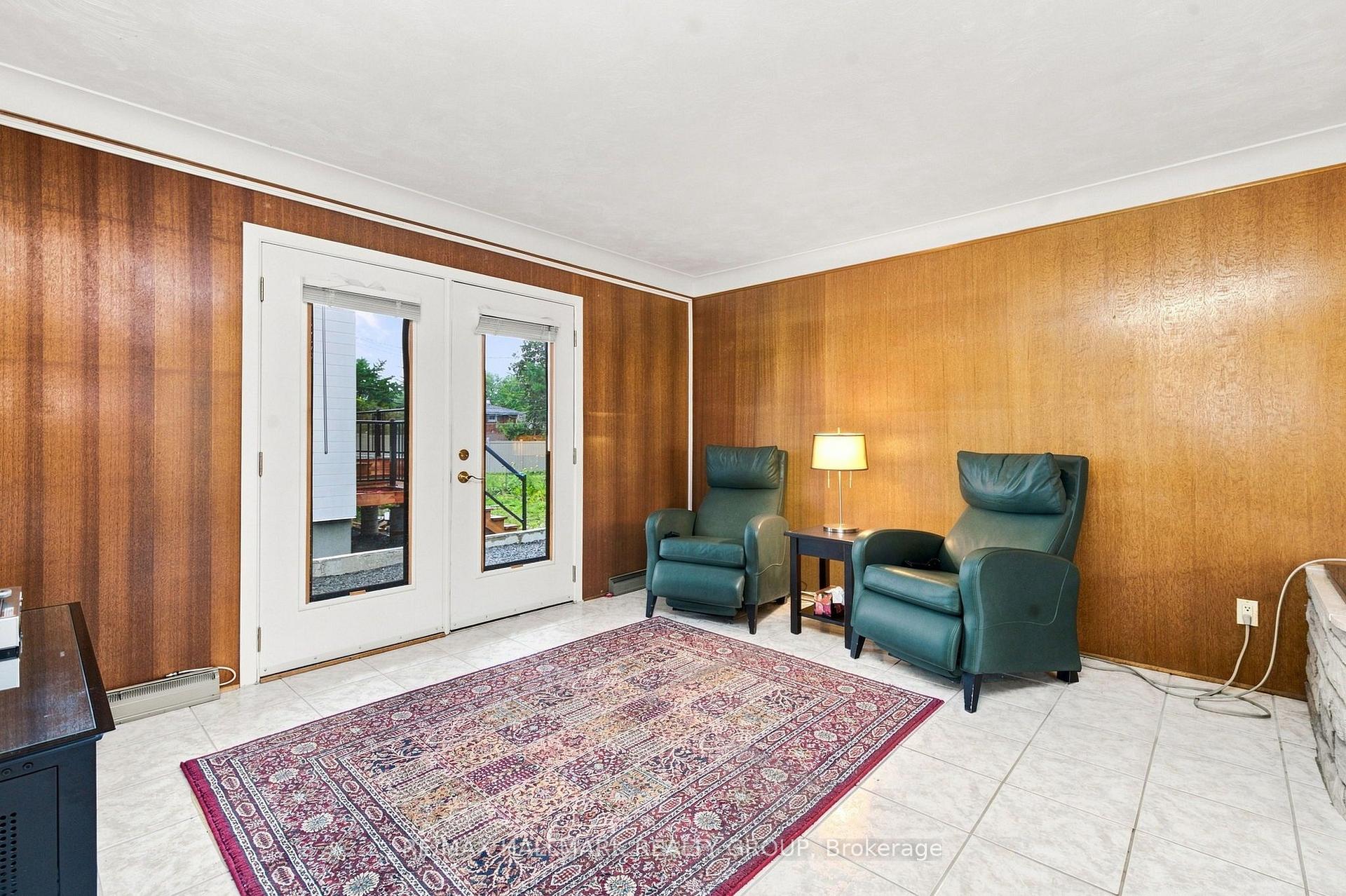 Photo 17 of 855 Mountainview Avenue, Ottawa, Whitehaven — HOMEH