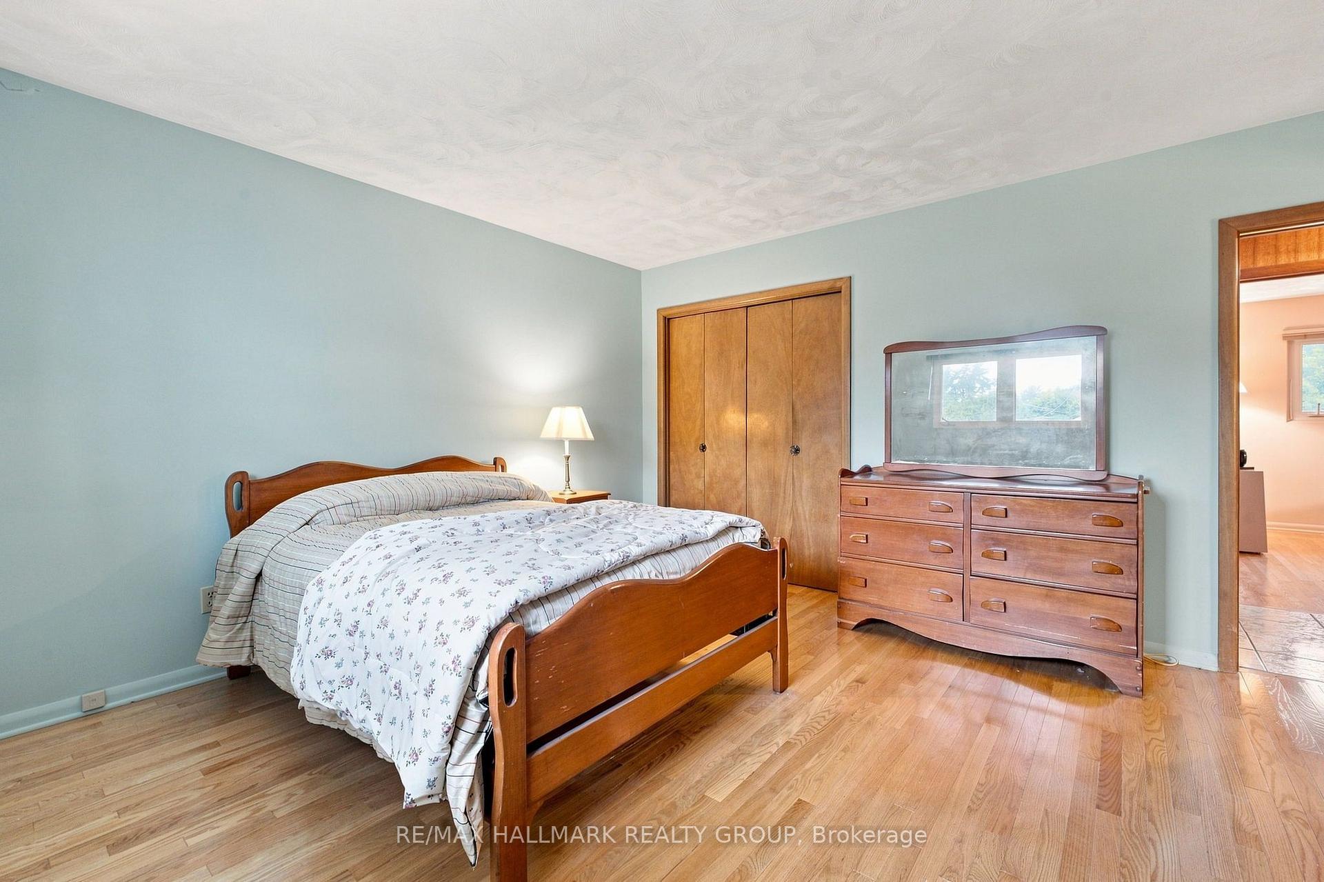 Photo 24 of 855 Mountainview Avenue, Ottawa, Whitehaven — HOMEH